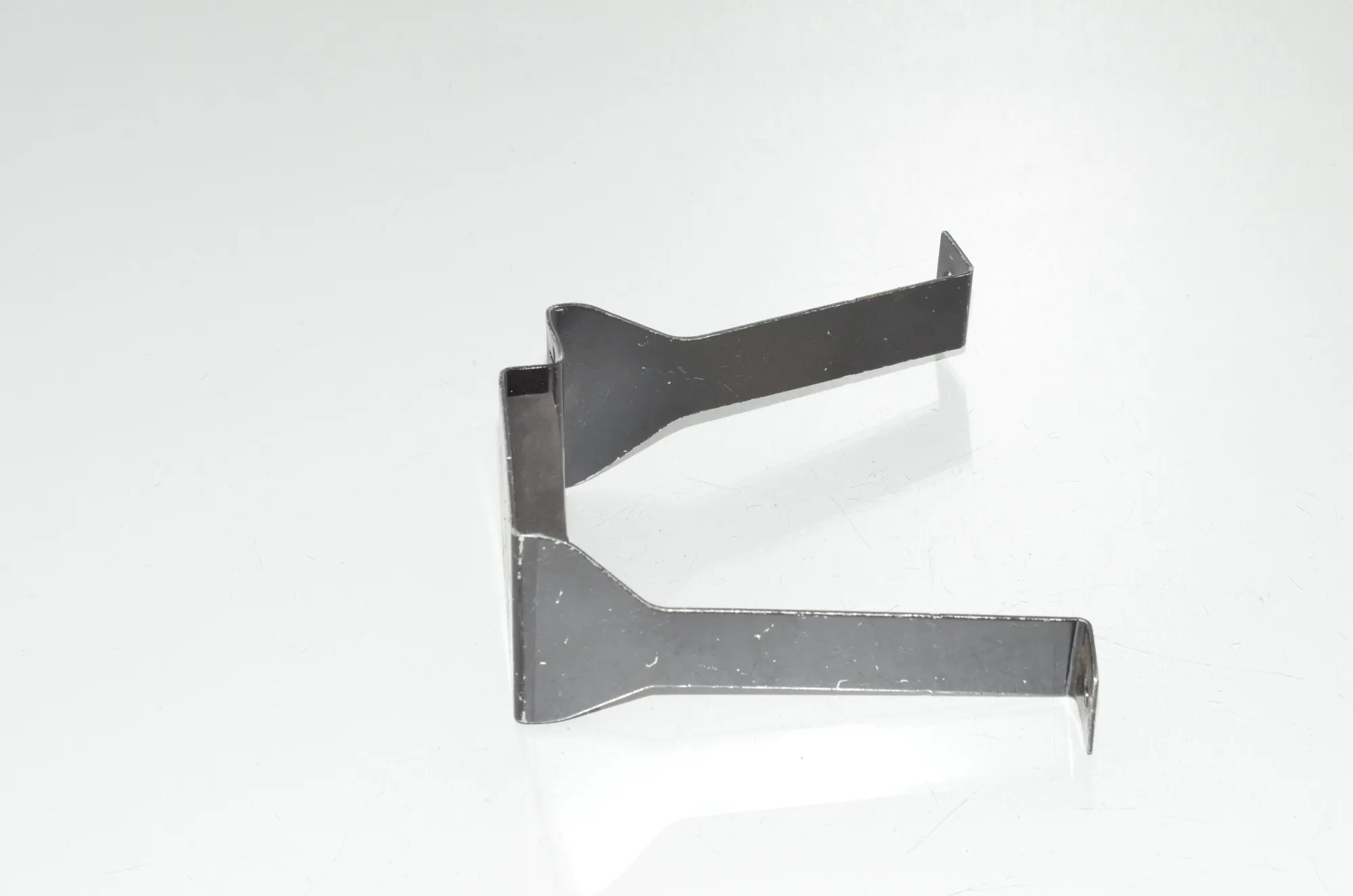 Battery Holder – OEM 61217604358 · BMW 6 Gran Coupe (F06) BMW 6 Gran Coupe (F06) 640 d 2011 – 2