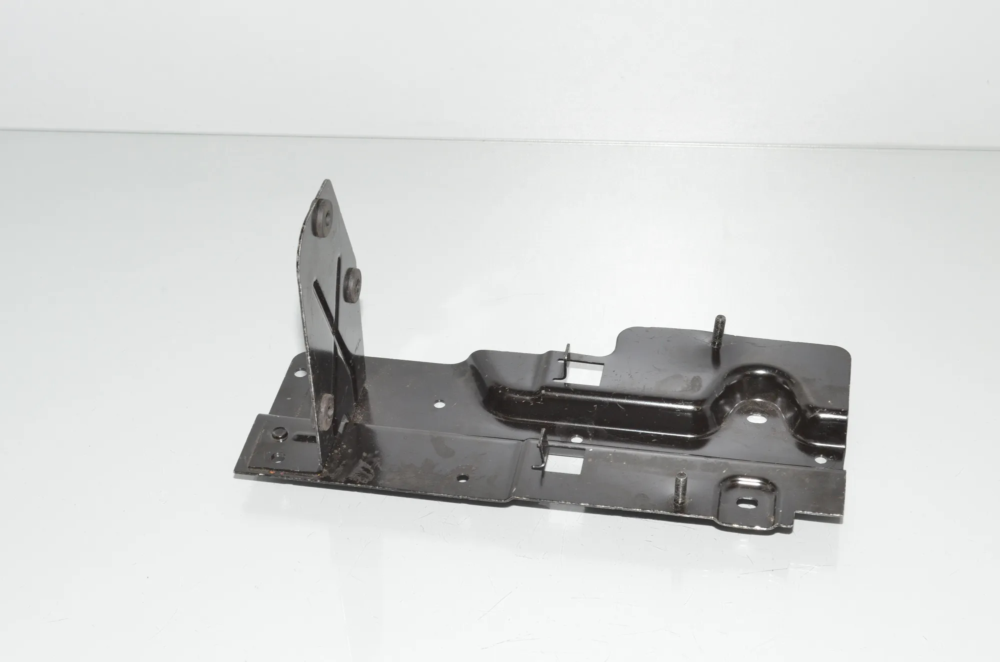 Battery Holder Tray – OEM 61217592920 · BMW 6 Coupe (F13) BMW 6 Coupe (F13) 640 d 2010 – 2