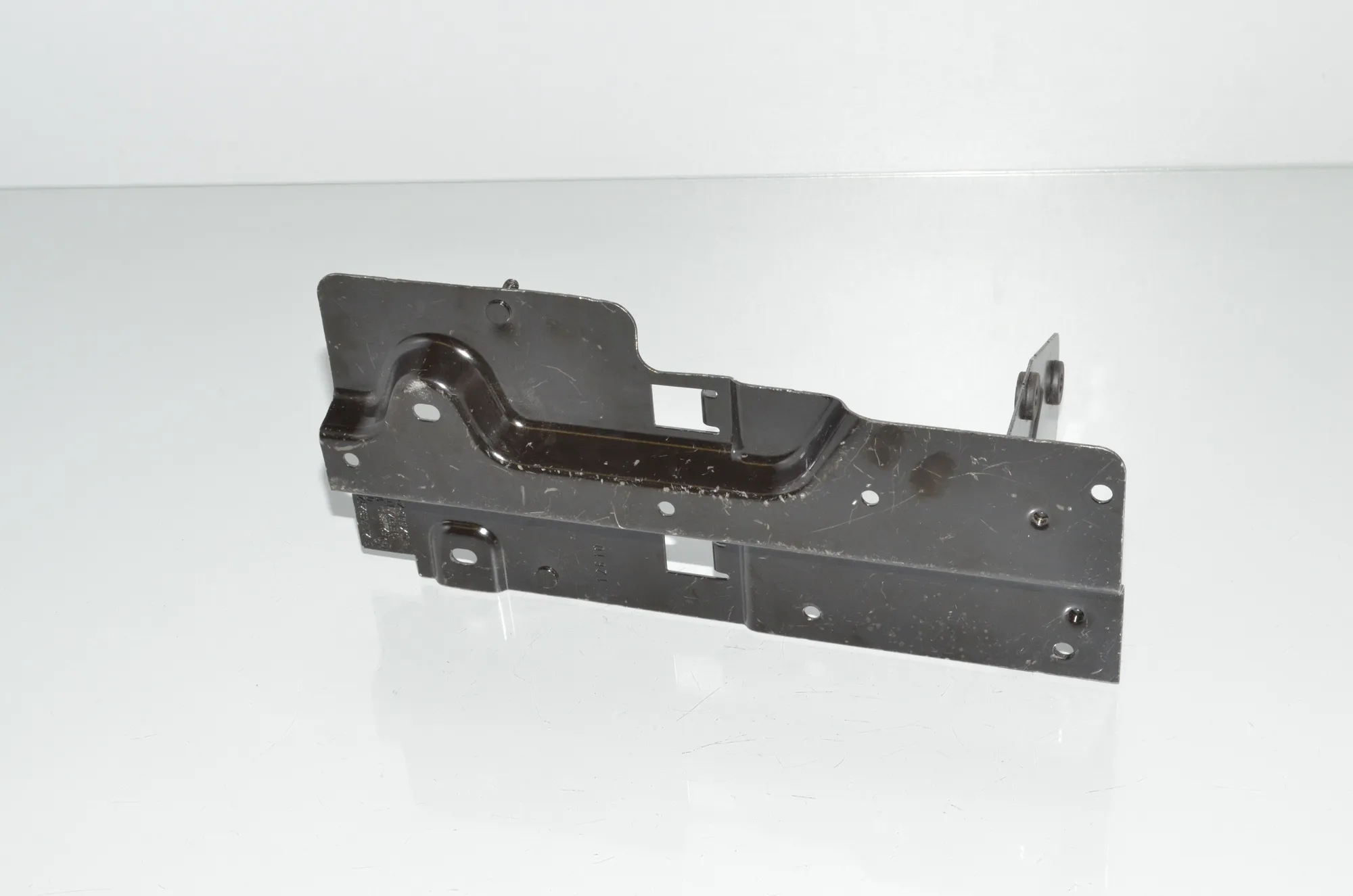 Battery Holder Tray – OEM 61217592920 · BMW 6 Coupe (F13) BMW 6 Coupe (F13) 640 d 2010 – 3