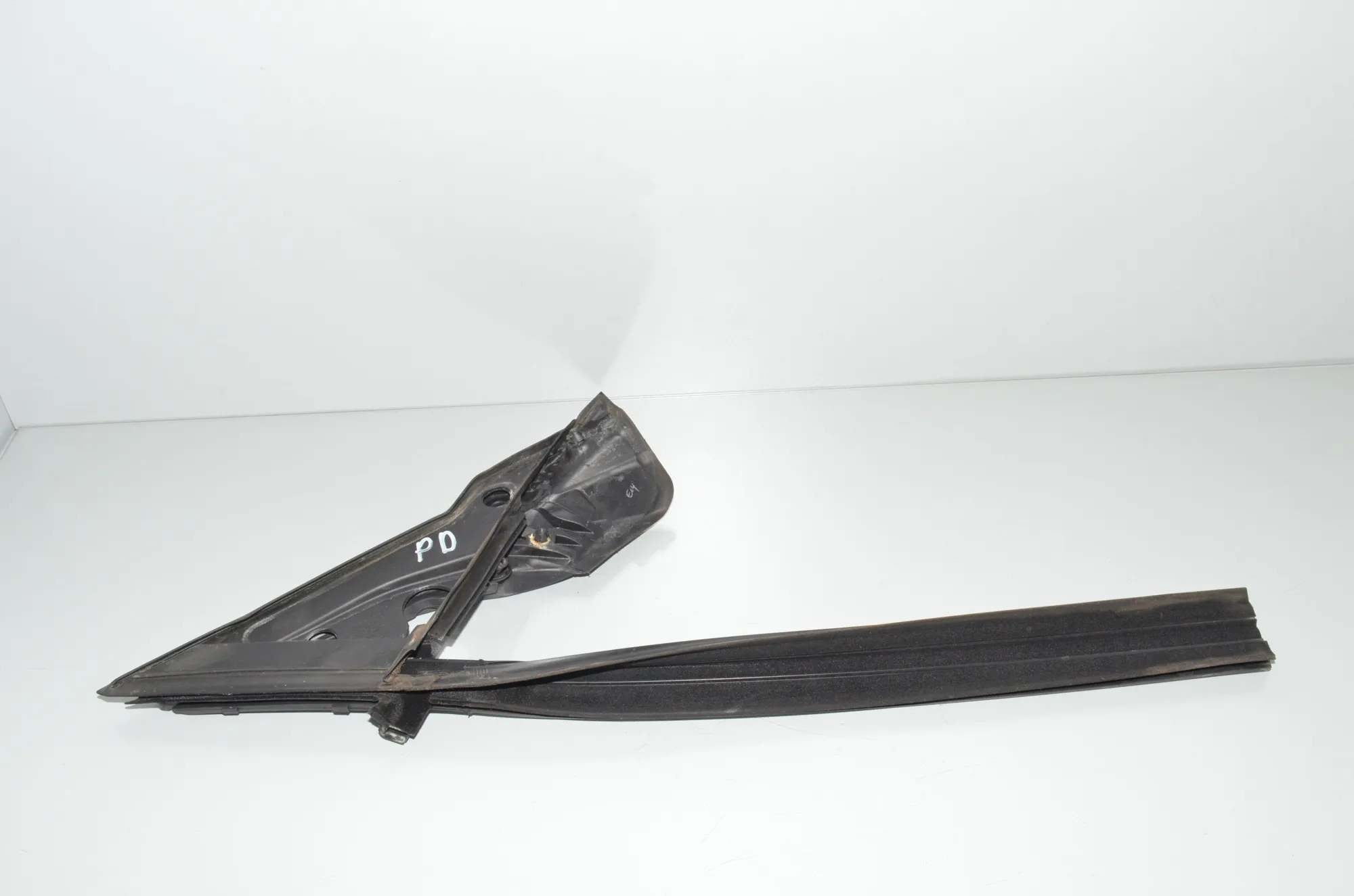 Front Right Door Seal Rubber – OEM 7268420 · BMW 2 Coupe (F22, F87) 220 i 2014 – 4