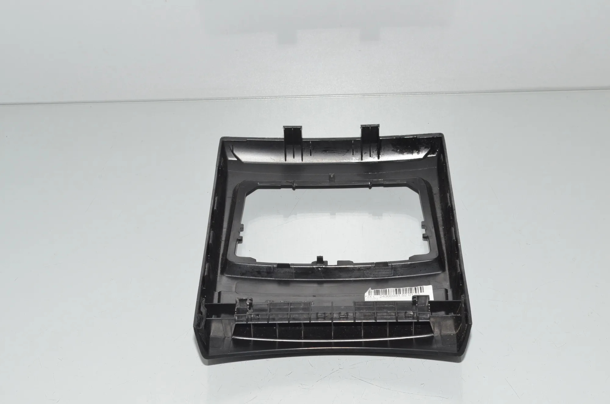 Center Console Trim – OEM 9207326 · BMW 2 Coupe (F22, F87) 220 i 2014 – 3