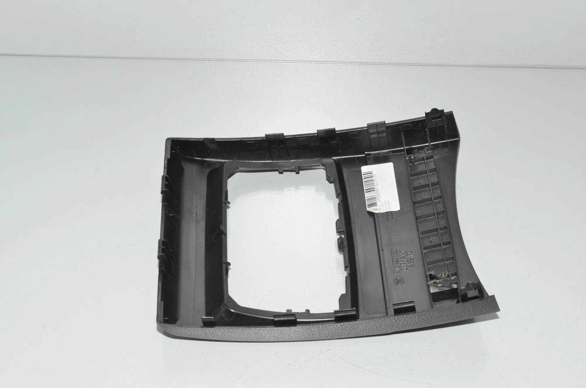 Center Console Trim – OEM 9207326 · BMW 2 Coupe (F22, F87) 220 i 2014 – 4