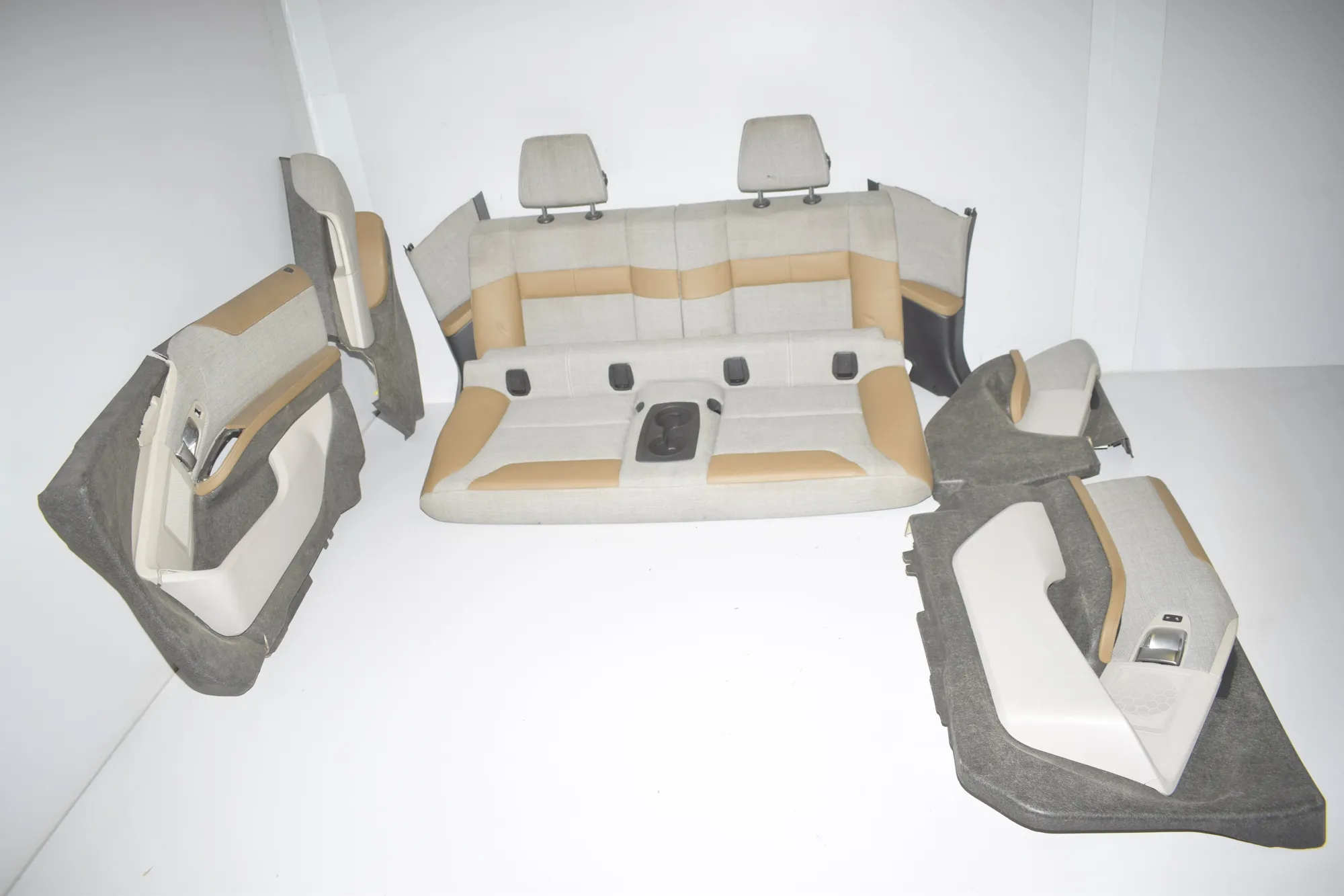 Seat set · BMW i3 (I01) Hybrid 2016 – 10