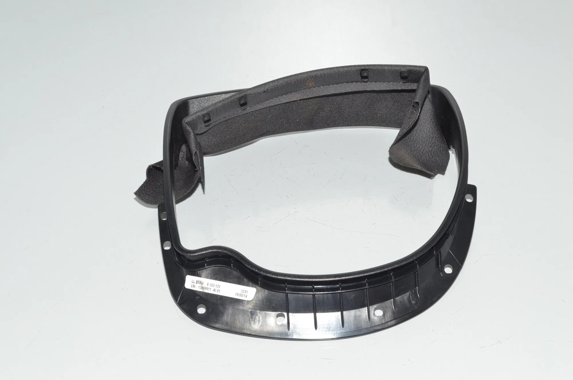 Steering Mechanism Trim – OEM 9353131 · BMW 2 Coupe (F22, F87) 220 i 2014