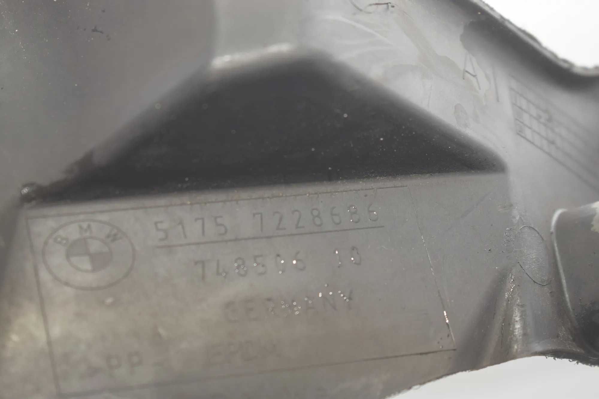 Other Underbody Cover – OEM 7228686 · BMW 5 Touring (F11) M 550 d xDrive 2014 – 5