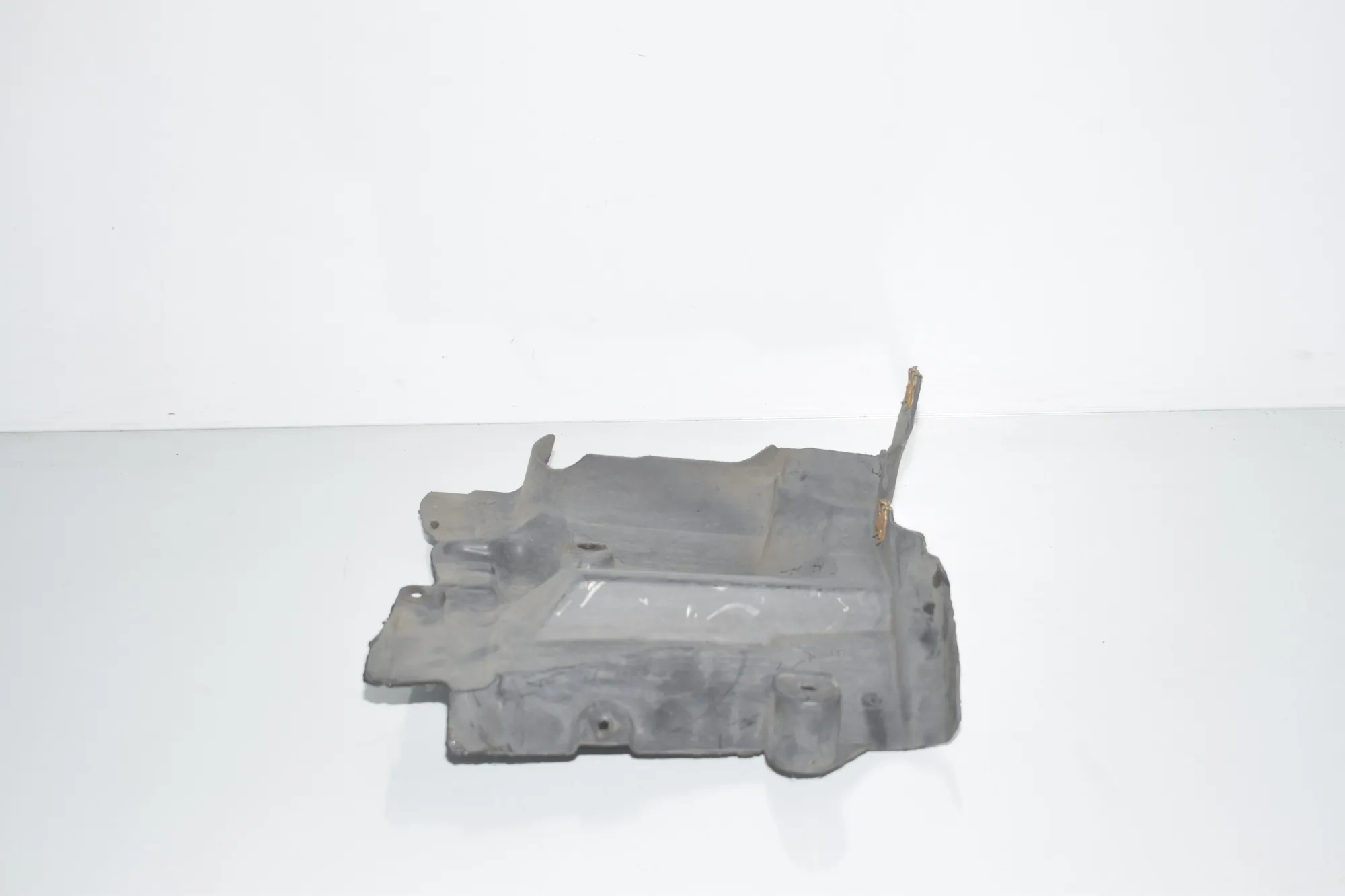 Other Underbody Cover – OEM 7228687 · BMW 5 Touring (F11) M 550 d xDrive 2014 – 2