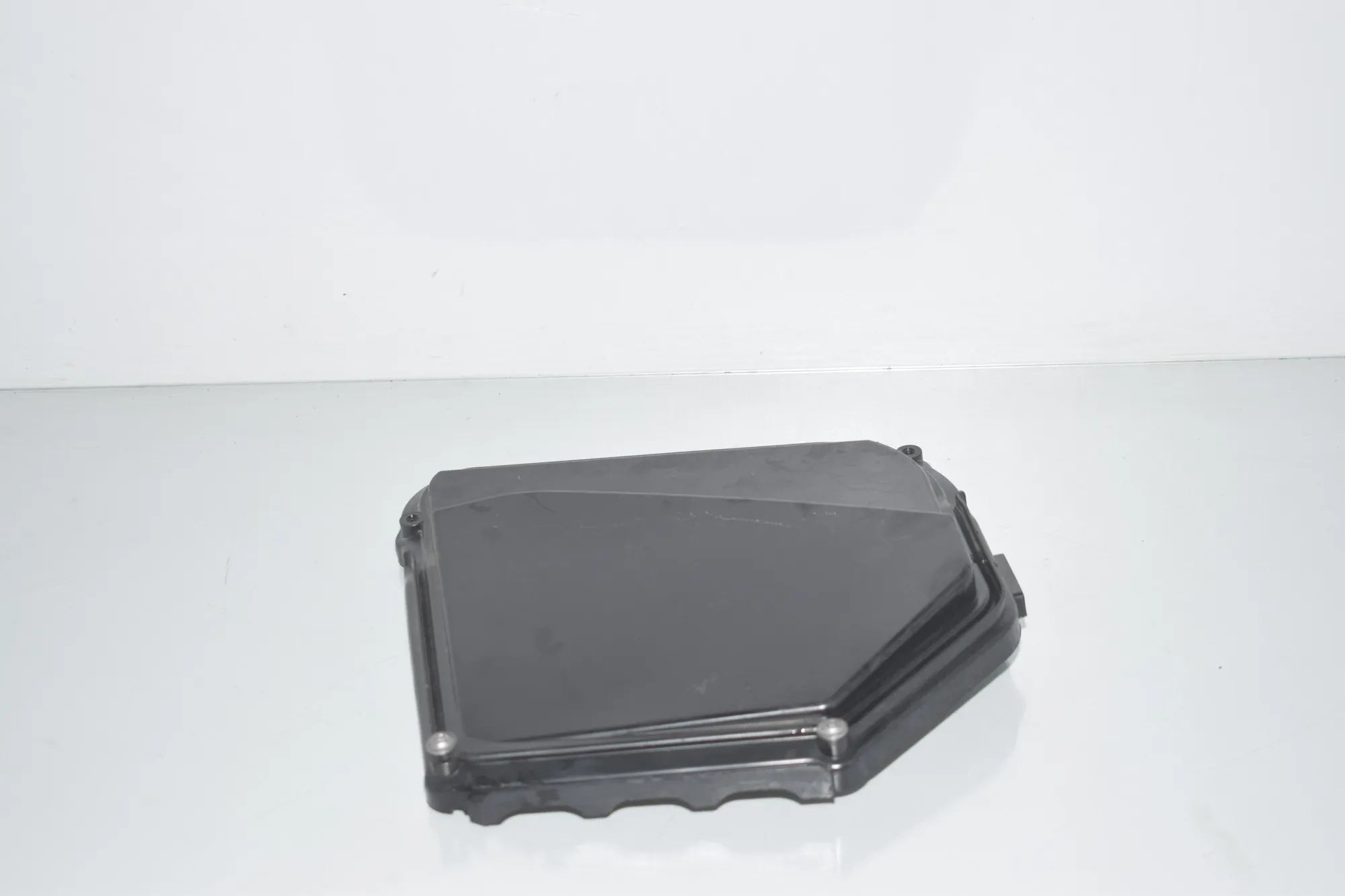Fuse Box Cover – OEM 7555151 · BMW 5 Touring (F11) M 550 d xDrive 2014
