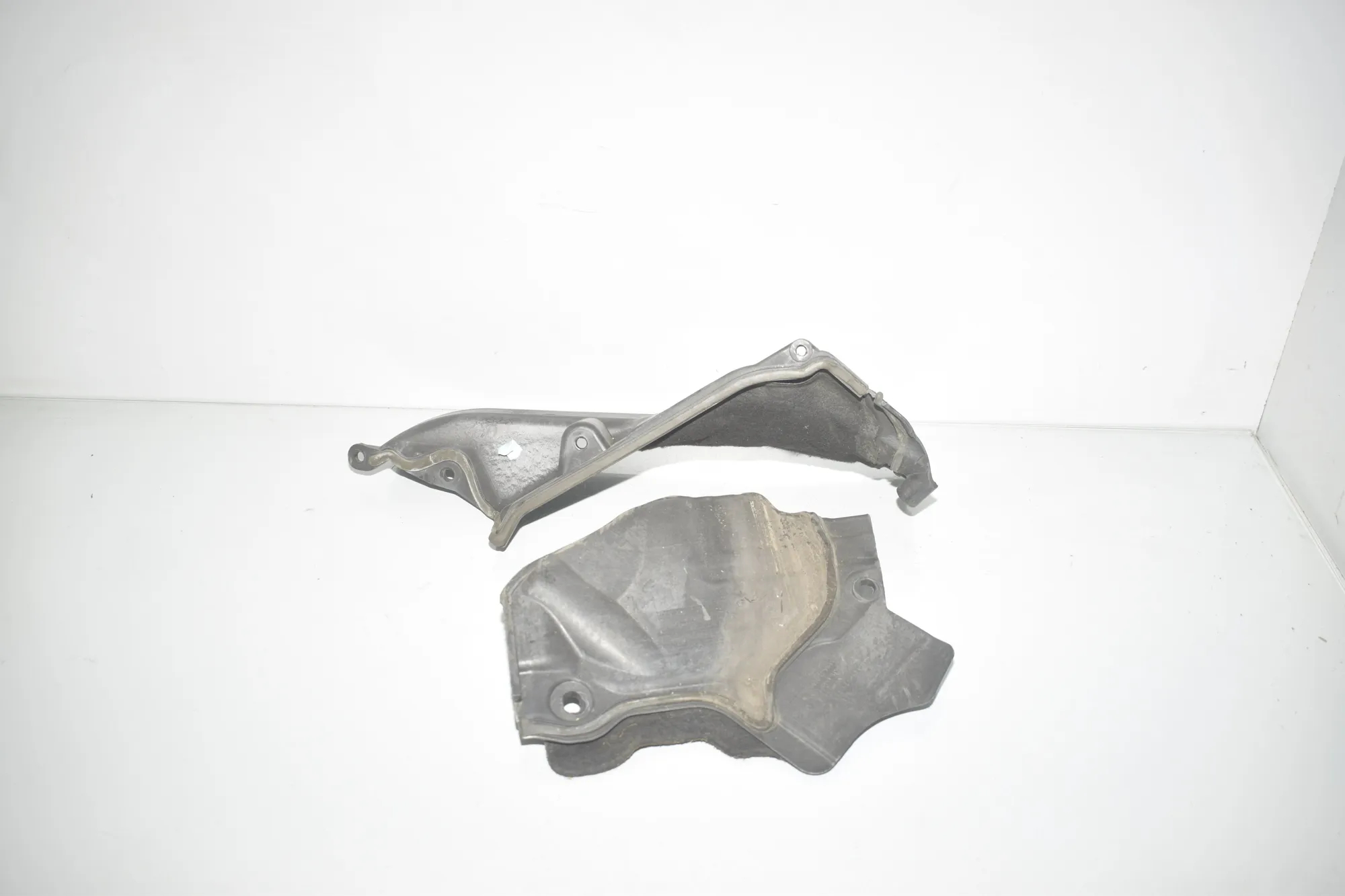 Other Body Parts – OEM 7211464 · BMW 5 Touring (F11) M 550 d xDrive 2014