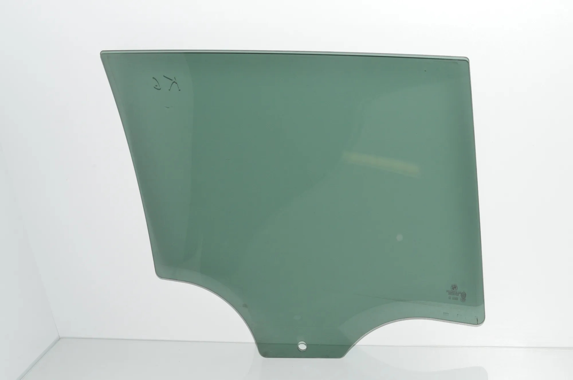 Rear Left Door Window – OEM 7182125 · BMW 5 Touring (F11) M 550 d xDrive 2014 – 3
