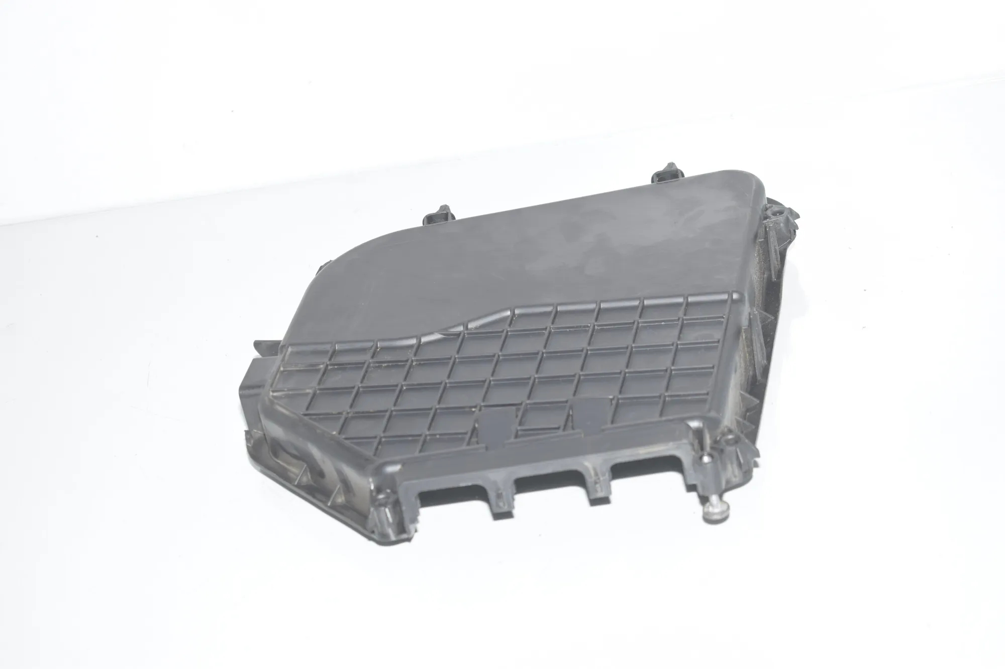 Fuse Box Cover – OEM 7555152 · BMW 5 Touring (F11) M 550 d xDrive 2014
