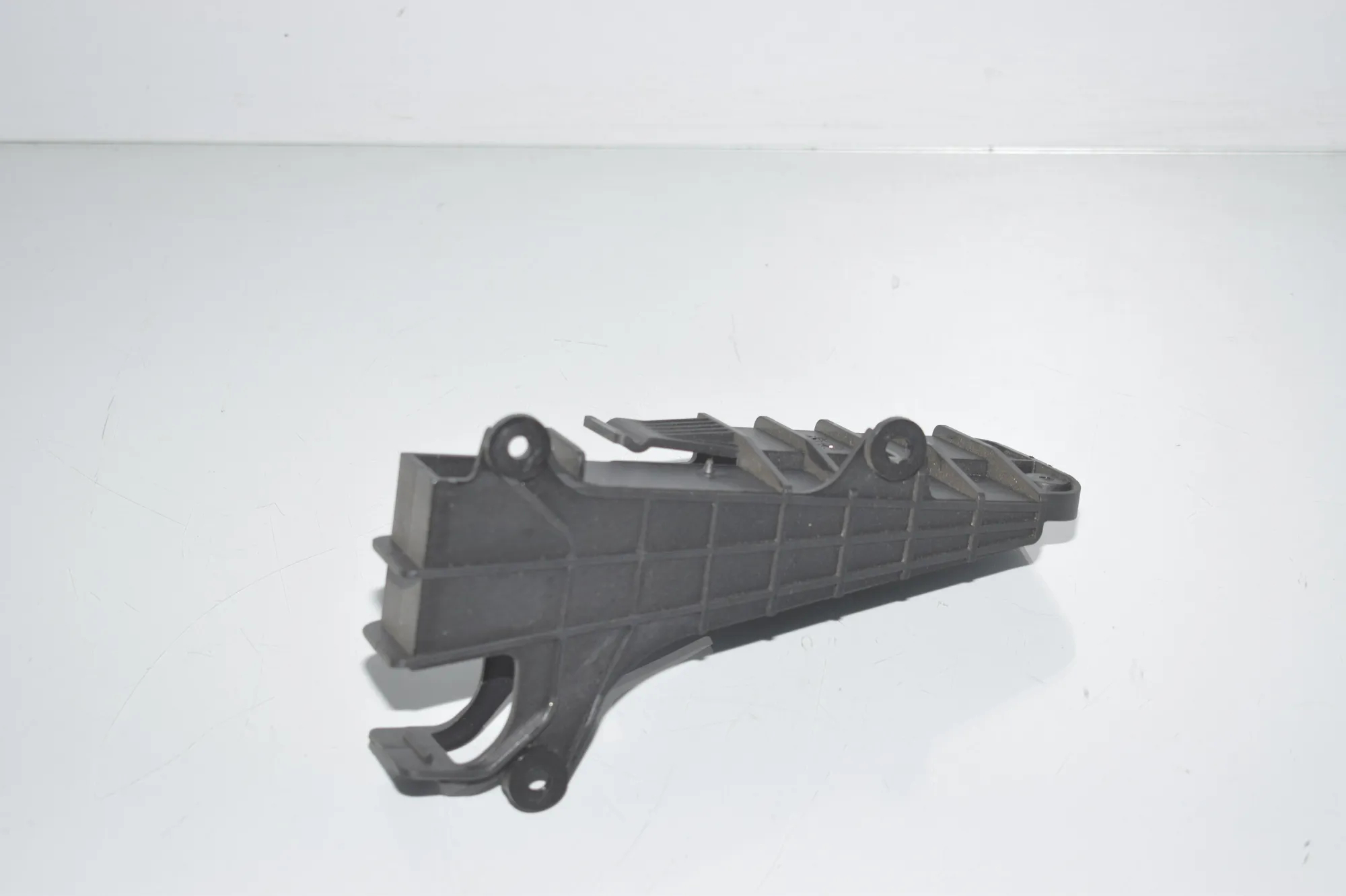 Bracket – OEM 9144253 · BMW 5 Touring (F11) M 550 d xDrive 2014