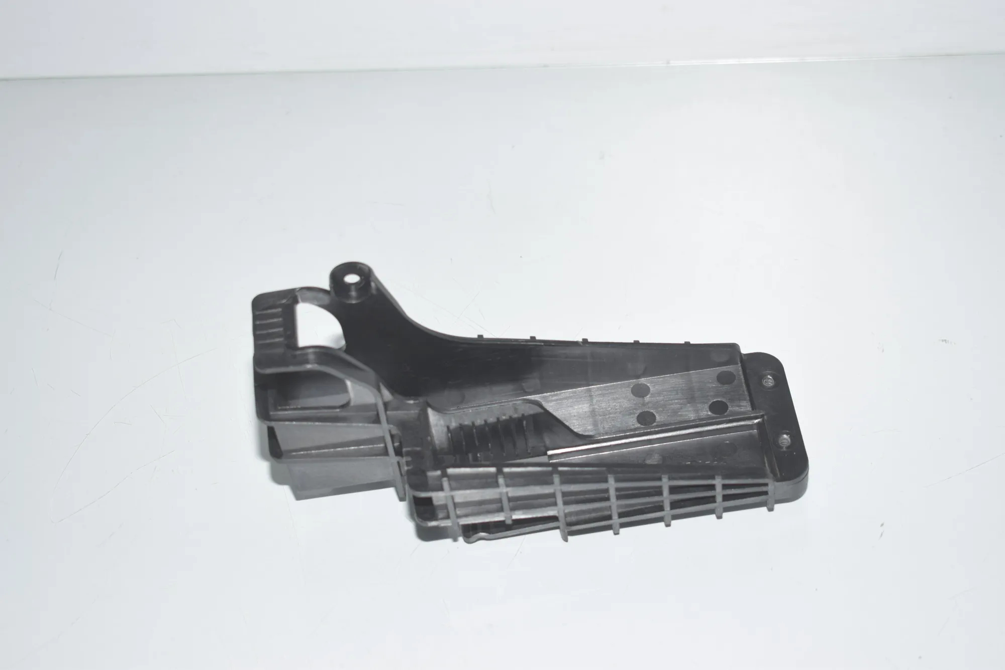 Bracket – OEM 9144253 · BMW 5 Touring (F11) M 550 d xDrive 2014 – 3