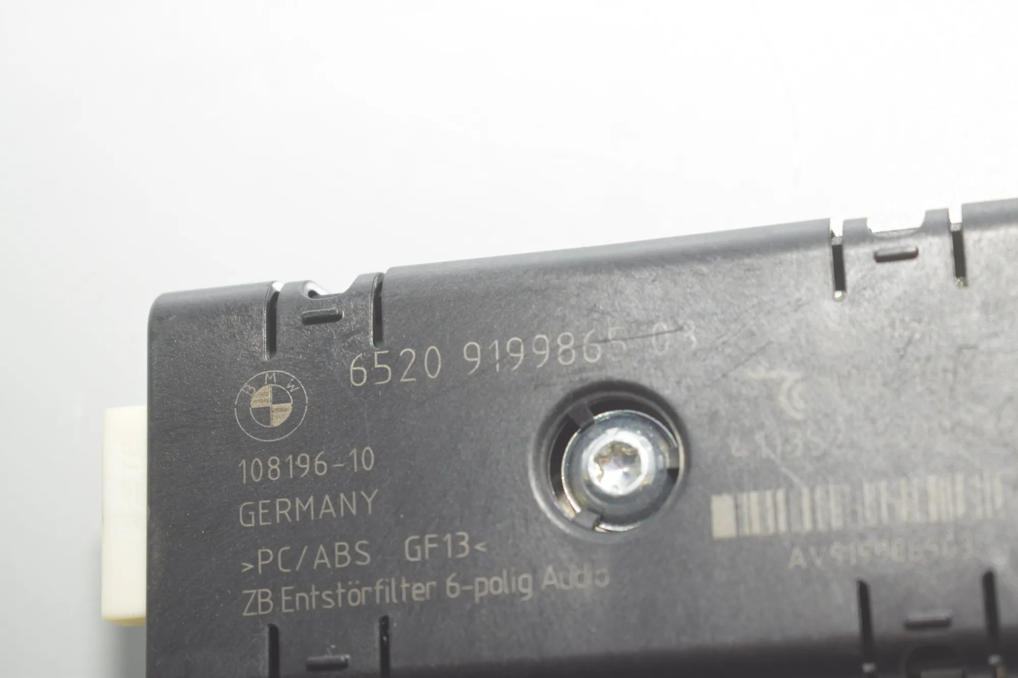 Antenna Amplifier – OEM 9199865 · BMW 5 Touring (F11) M 550 d xDrive 2014 – 6