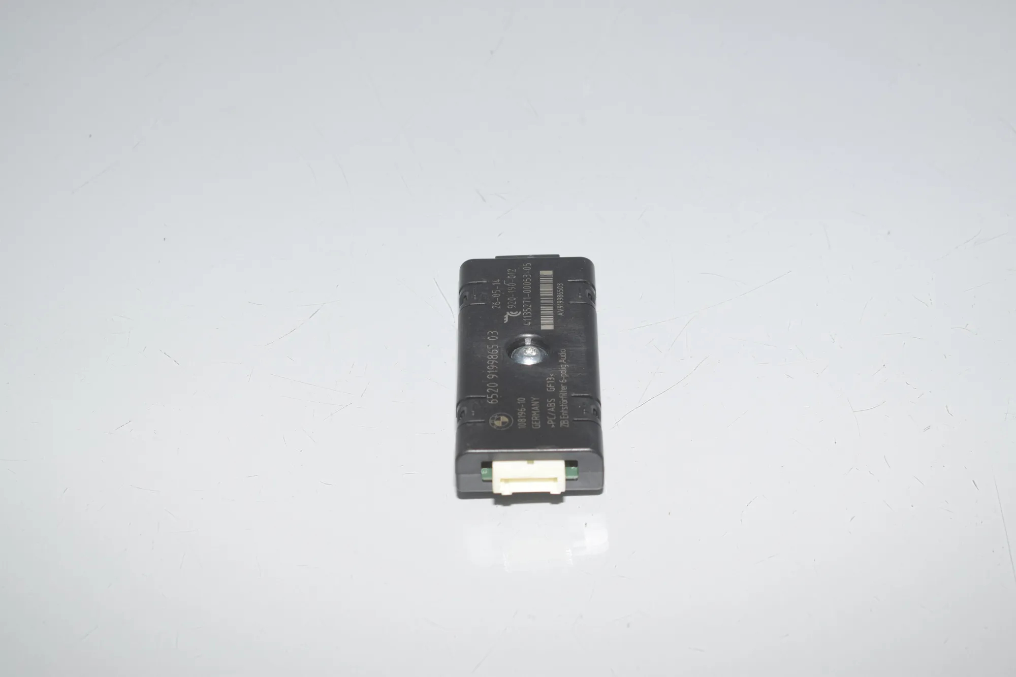 Antenna Amplifier – OEM 9199865 · BMW 5 Touring (F11) M 550 d xDrive 2014 – 2