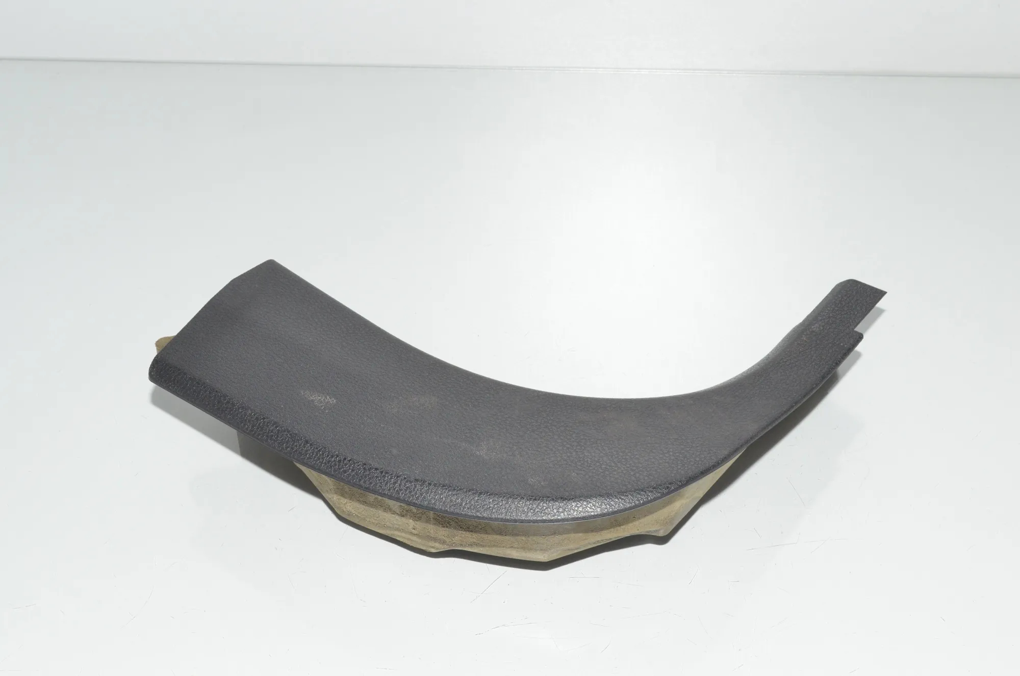 Front Right Interior Step Trim – OEM 9162736 · BMW 5 Touring (F11) M 550 d xDrive 2014 – 2