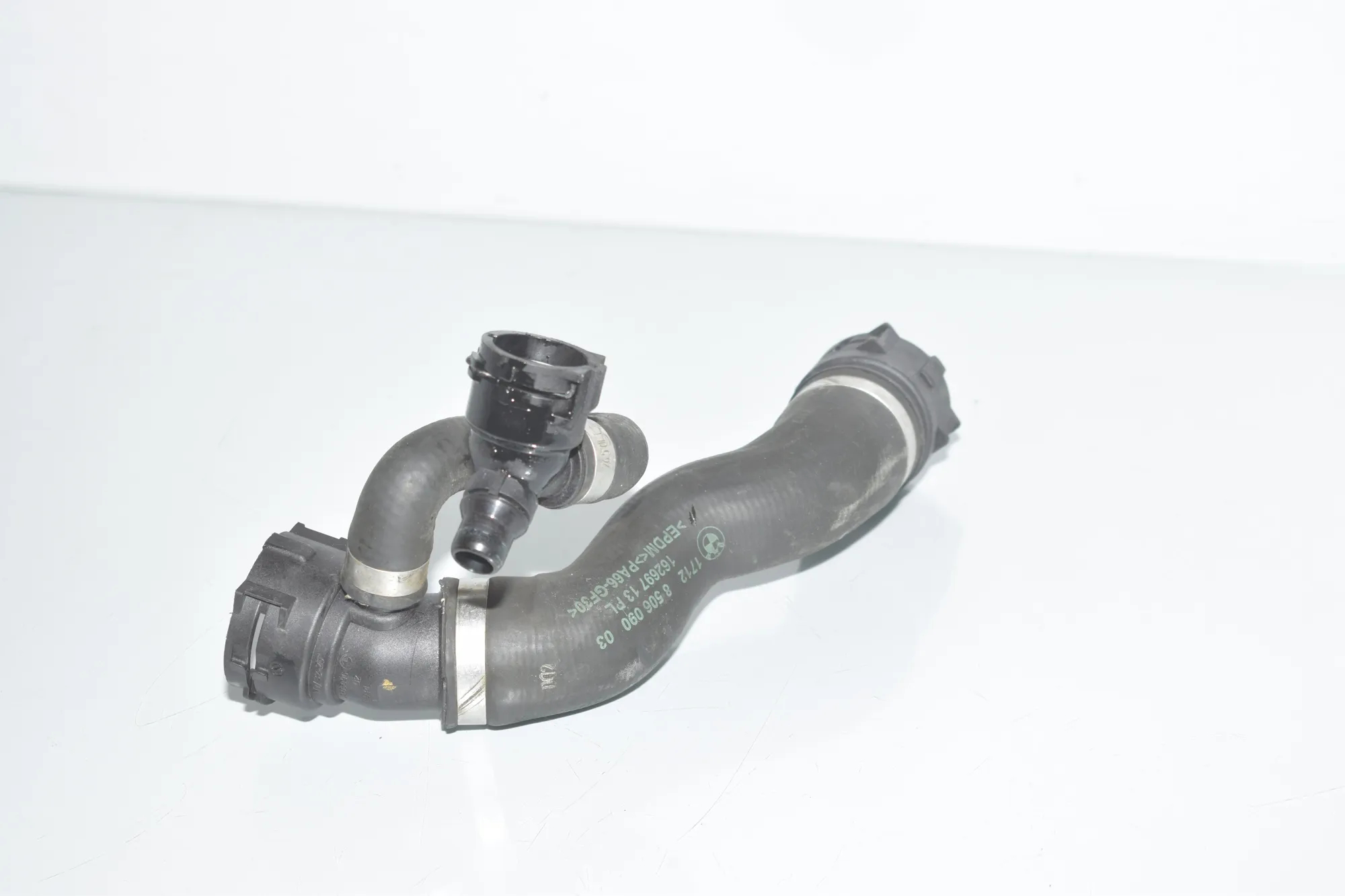 Coolant Hose Pipe – OEM 8506090 · BMW 5 Touring (F11) M 550 d xDrive 2014 – 4