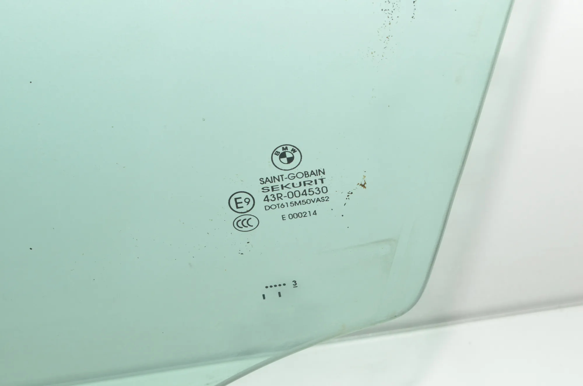 Front Left Door Window – OEM 7137013 · BMW X5 (E70) M 50 d 2013 – 3