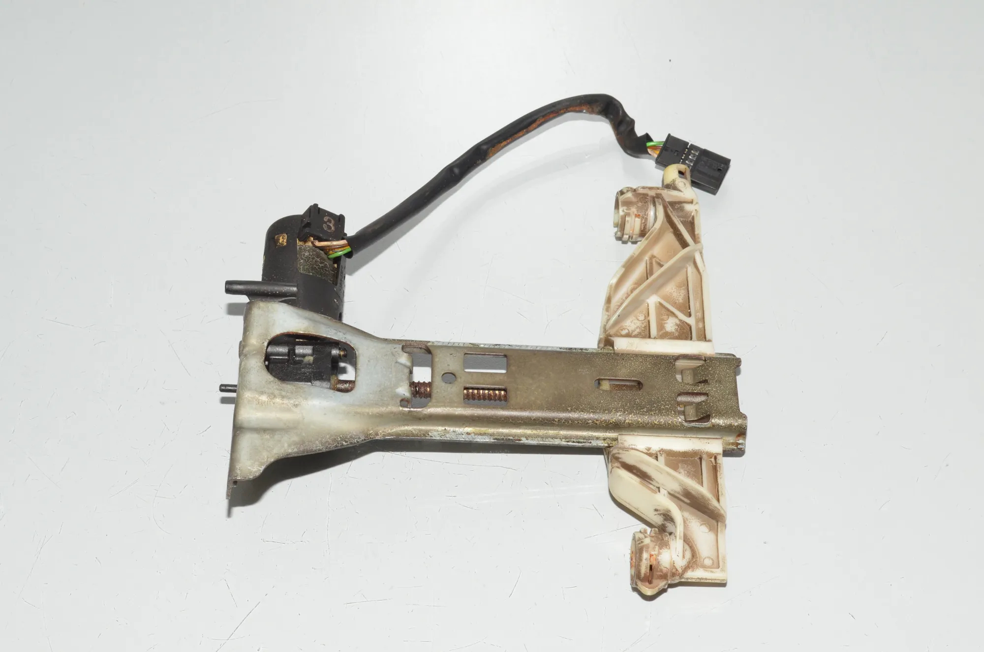 Front Right Seat Control Motor – OEM 9155769 · BMW X5 (E70) M 50 d 2013 – 2
