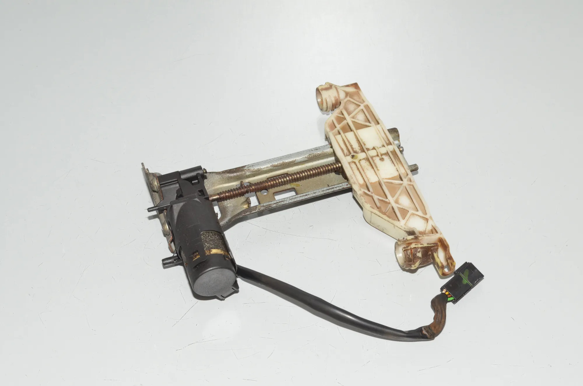 Front Right Seat Control Motor – OEM 9155769 · BMW X5 (E70) M 50 d 2013 – 4
