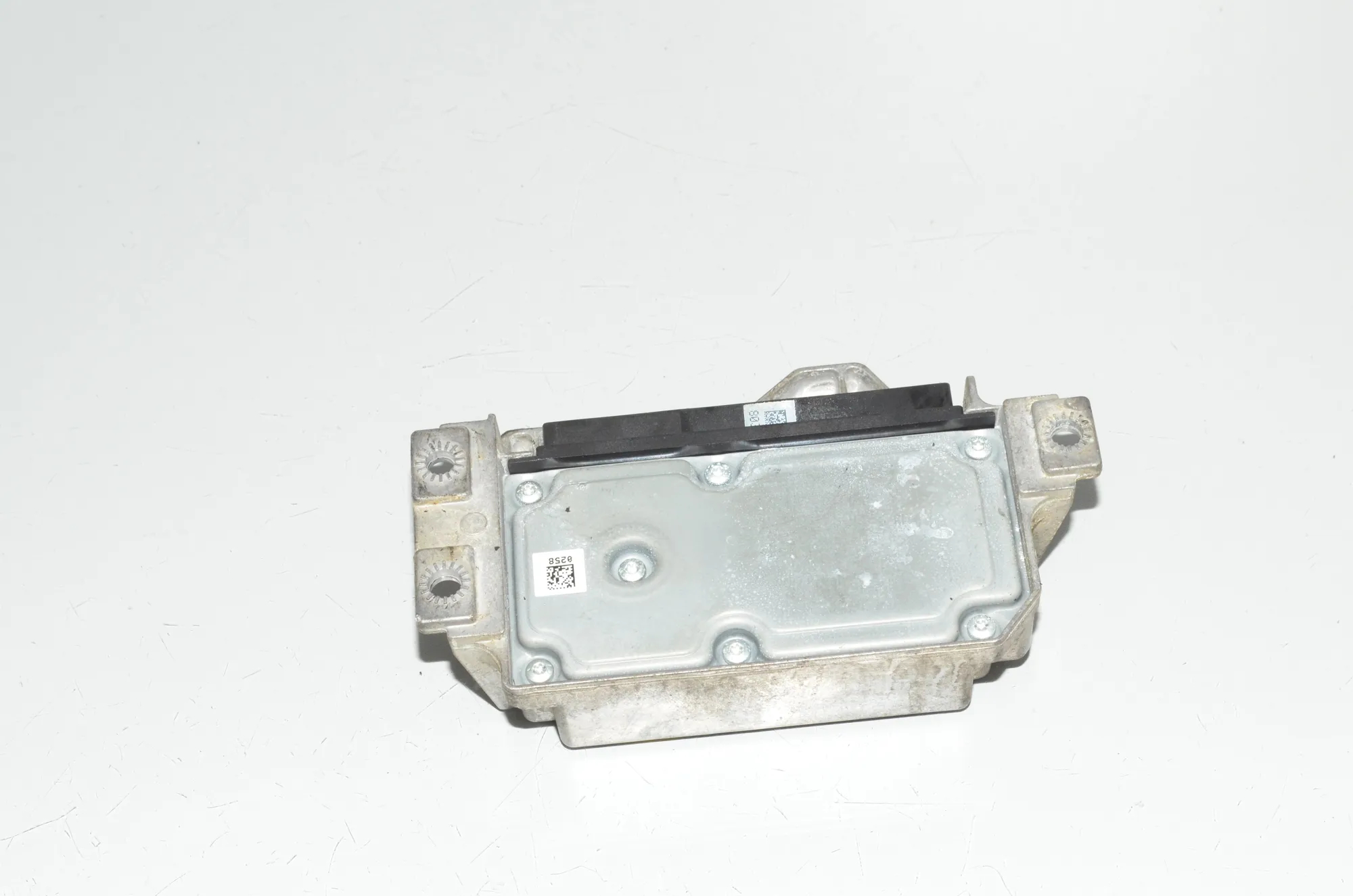 SRS Control Unit – OEM 0285010258 · BMW X5 (E70) M 50 d 2013 – 3