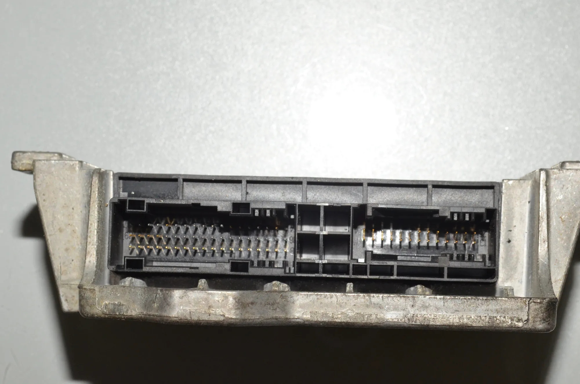 SRS Control Unit – OEM 0285010258 · BMW X5 (E70) M 50 d 2013 – 5