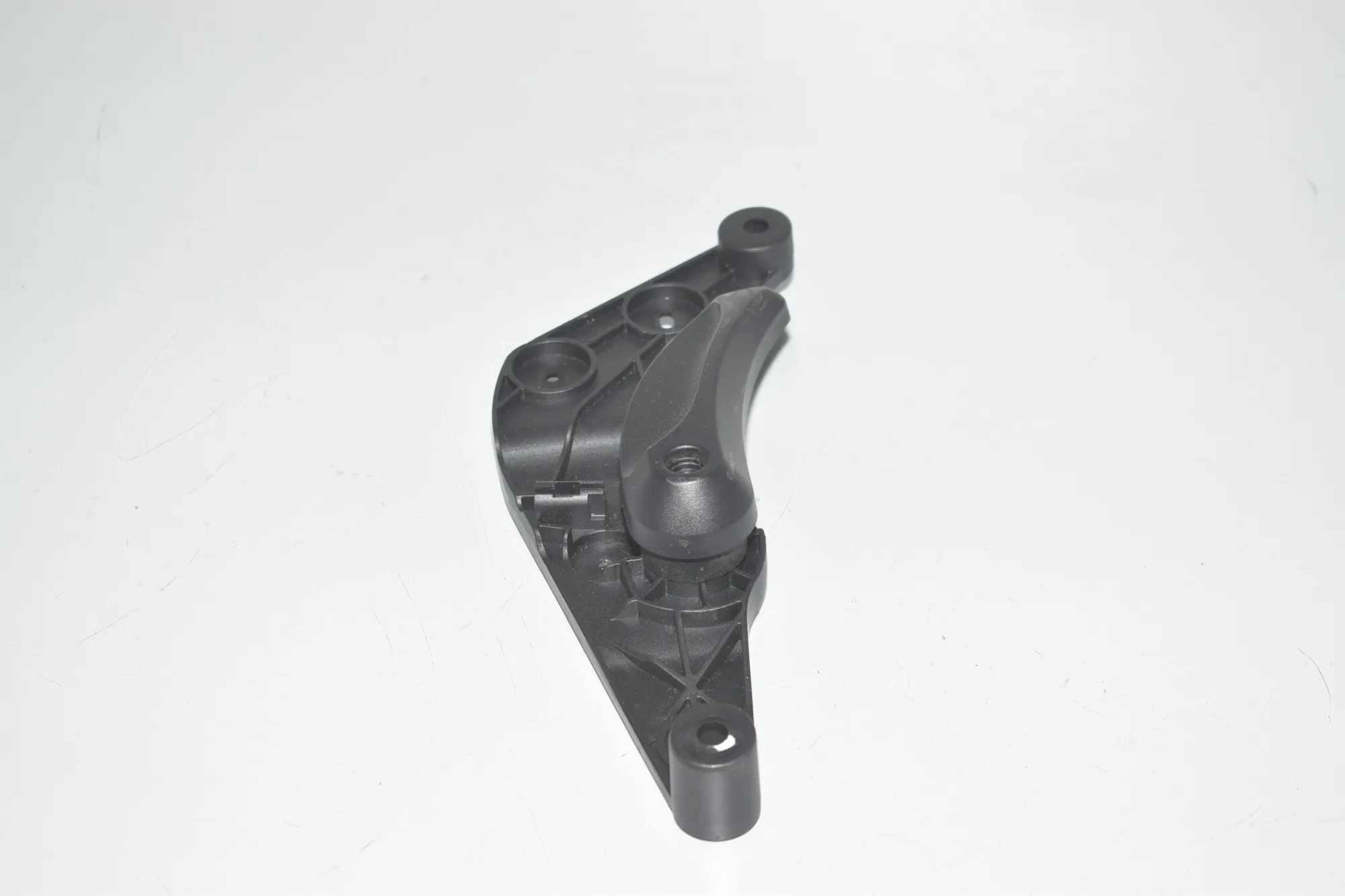 Bonnet Release Handle – OEM 9114002 · BMW 5 (F10) M5 2015