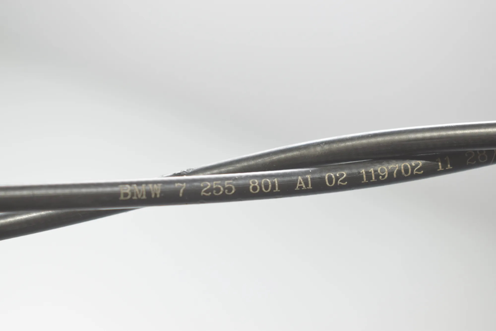 Bonnet Lock Cable – OEM 7255801 · BMW 5 (F10) M5 2015 – 5