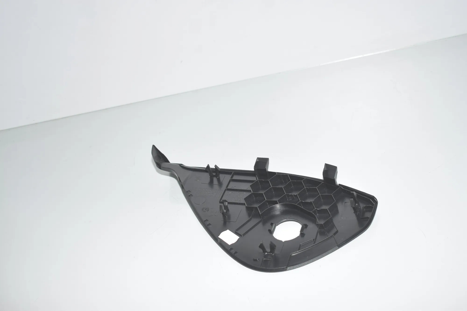 Dashboard Trim – OEM 9209790 · BMW 5 (F10) M5 2015 – 3