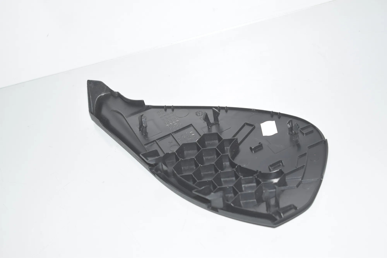 Dashboard Side Trim – OEM 9209788 · BMW 5 (F10) M5 2015 – 3