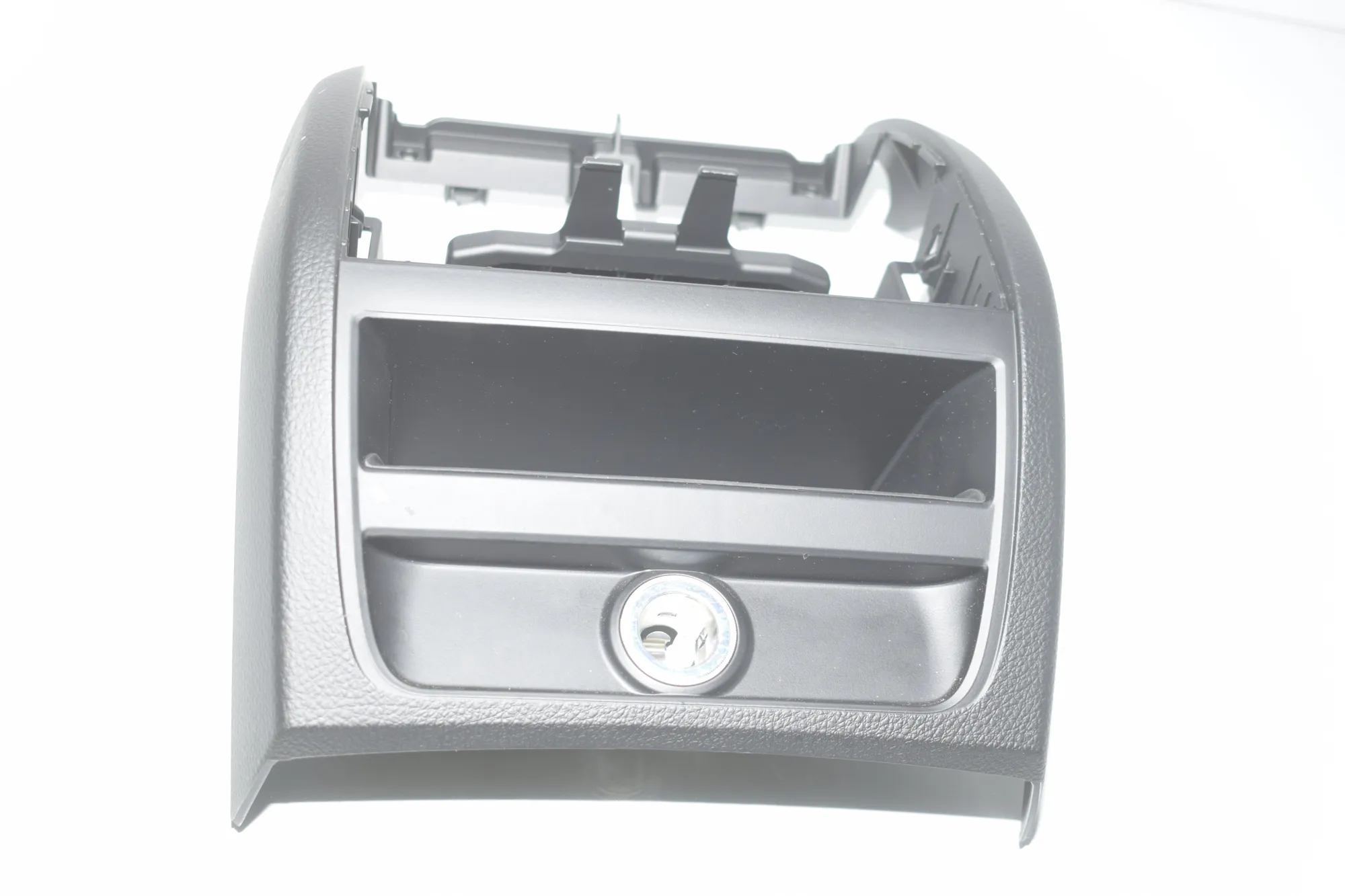 Center Console Trim – OEM 9206664 · BMW 5 (F10) M5 2015 – 6
