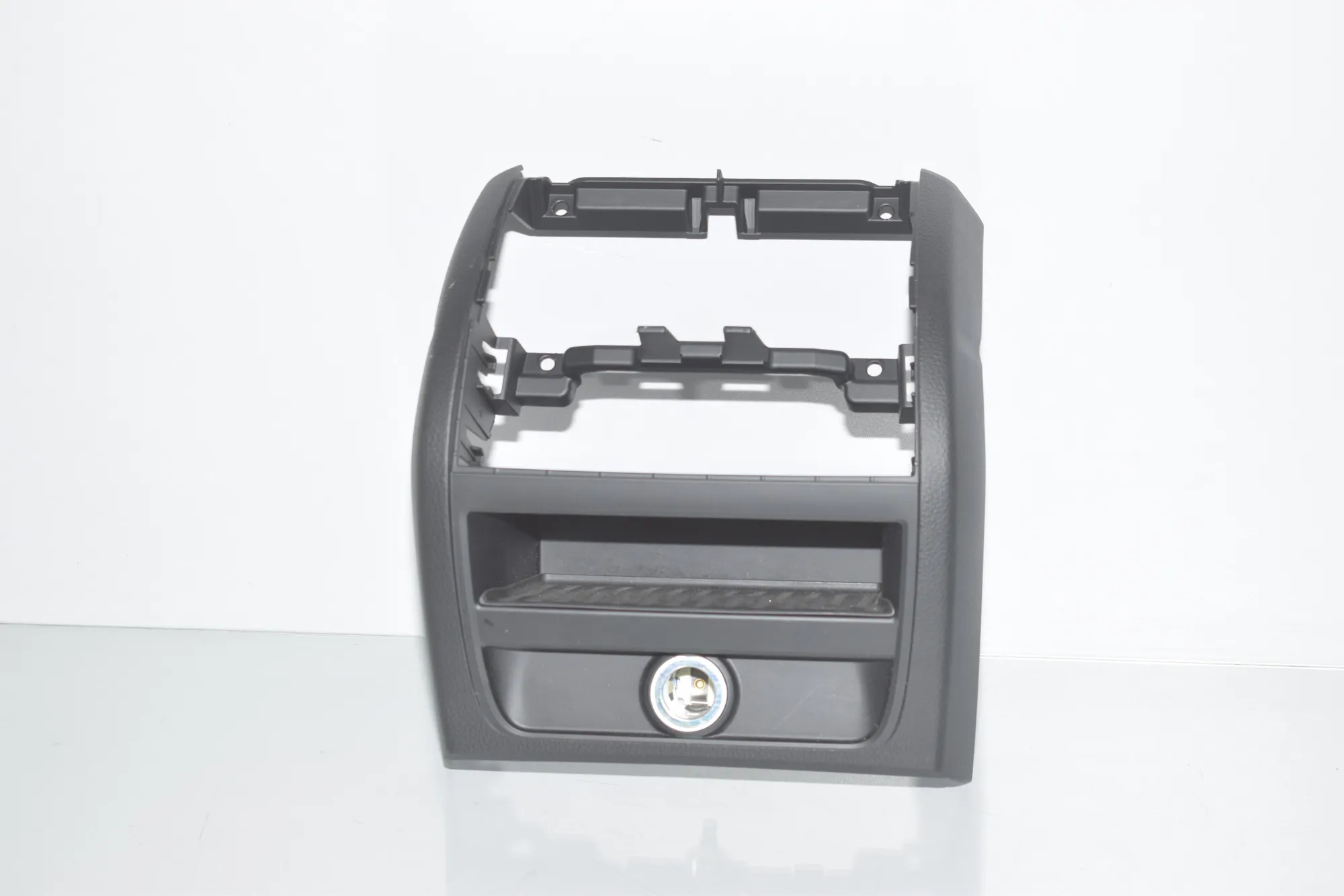 Center Console Trim – OEM 9206664 · BMW 5 (F10) M5 2015