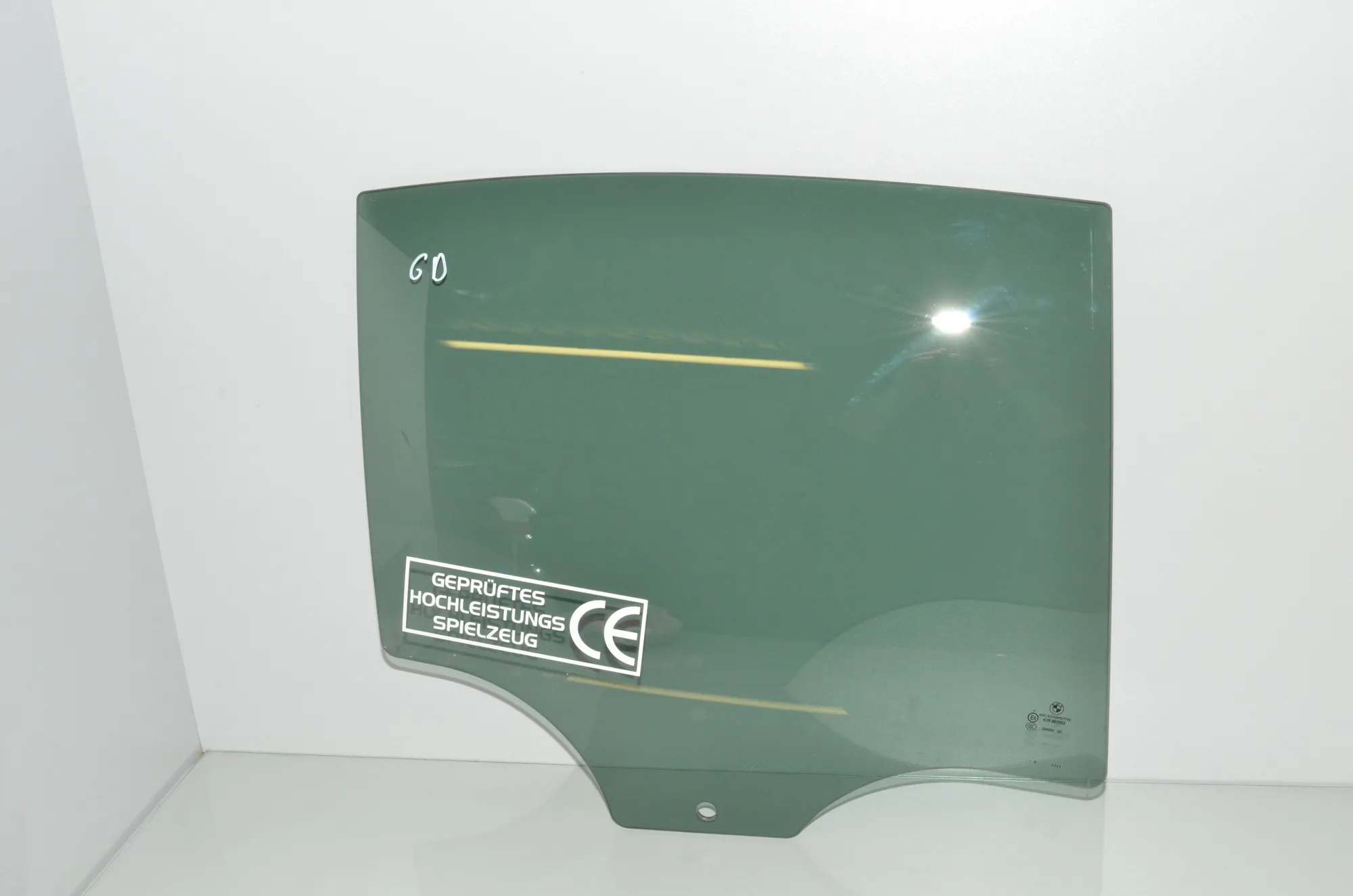 Rear Right Door Window – OEM 7182124 · BMW 5 (F10) M5 2015