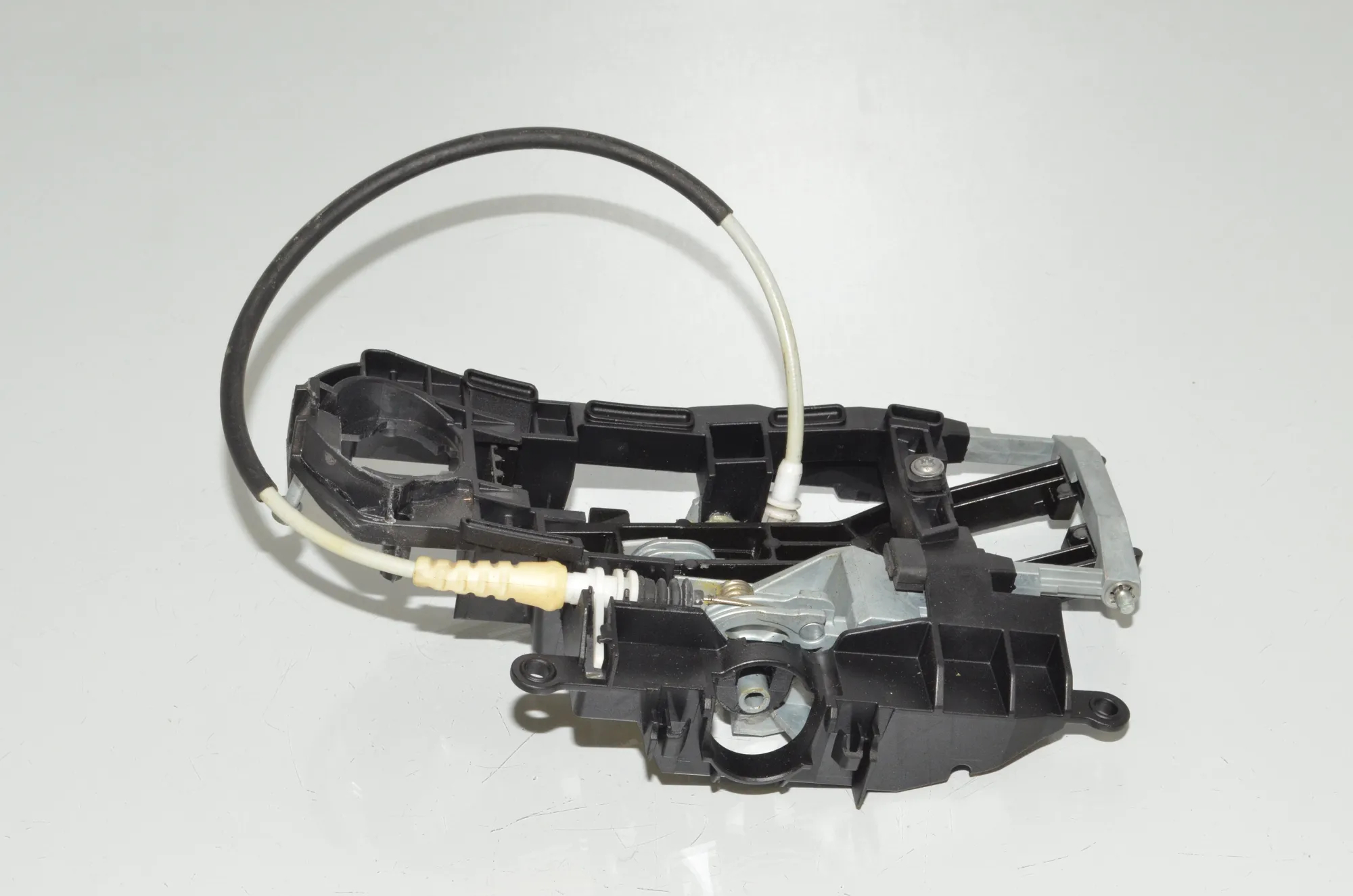 Front Right Door Interior Handle Frame – OEM 7187228 · BMW 5 (F10) M5 2015 – 2