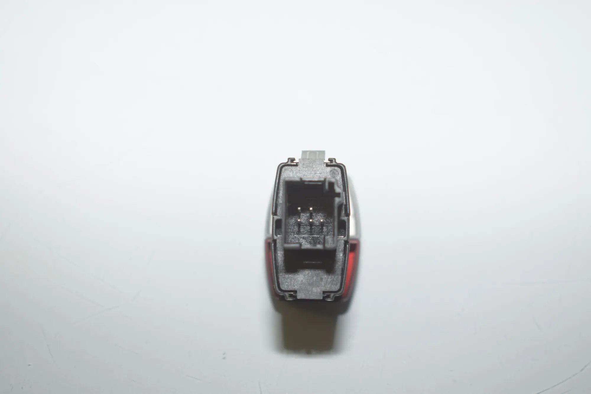 Hazard Button – OEM 9161896 · BMW 5 (F10) M5 2015 – 5