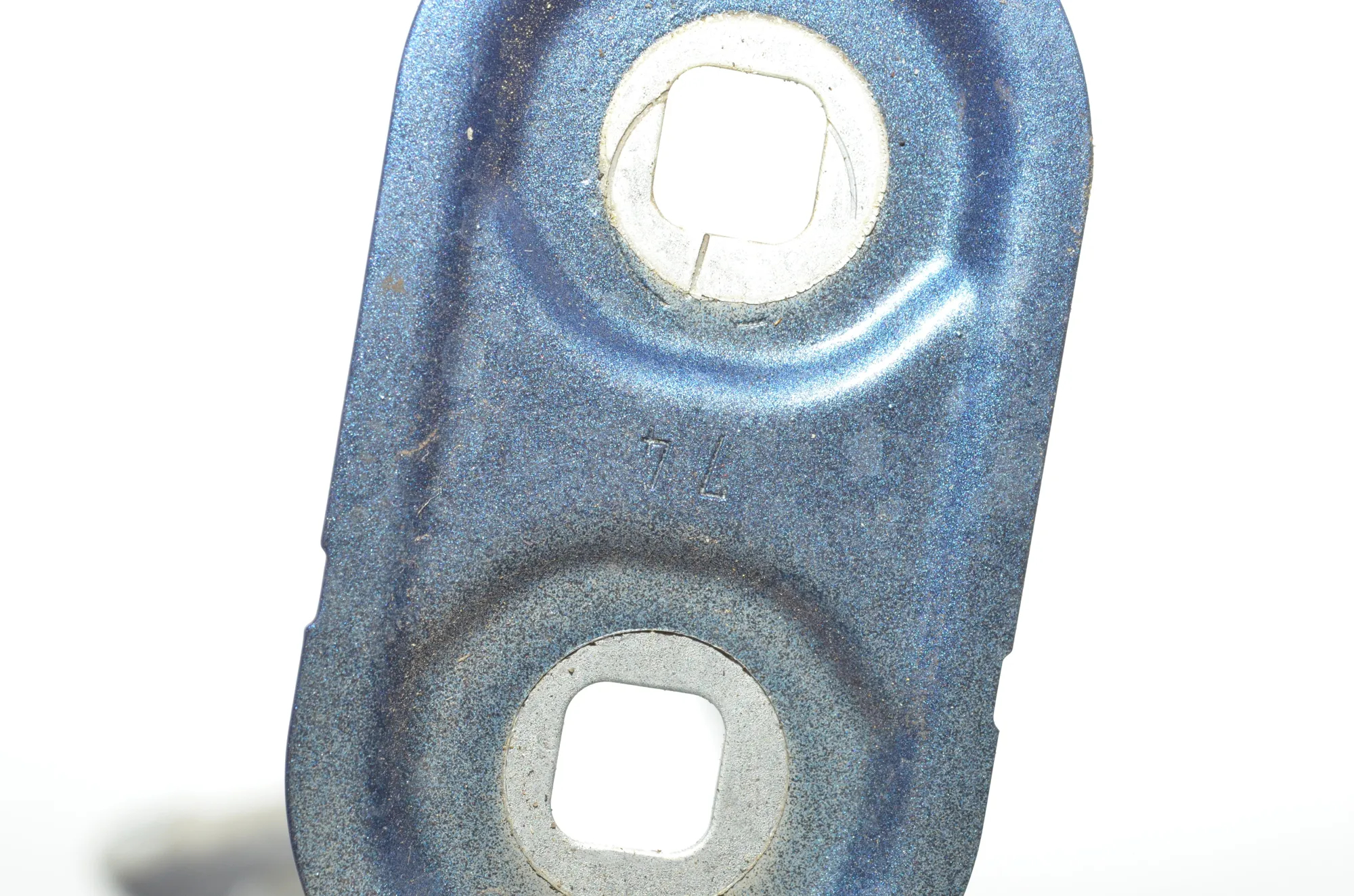 Front Left Fender Holder – OEM 7207203 · BMW 5 (F10) M5 2015 – 5