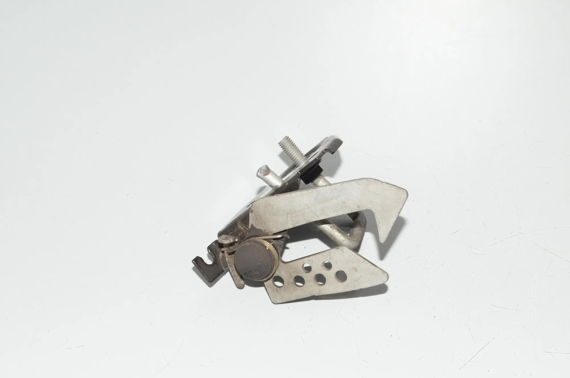 Bonnet Hood Safety Latch – OEM 7183763 · BMW 5 (F10) M5 2015 – 4