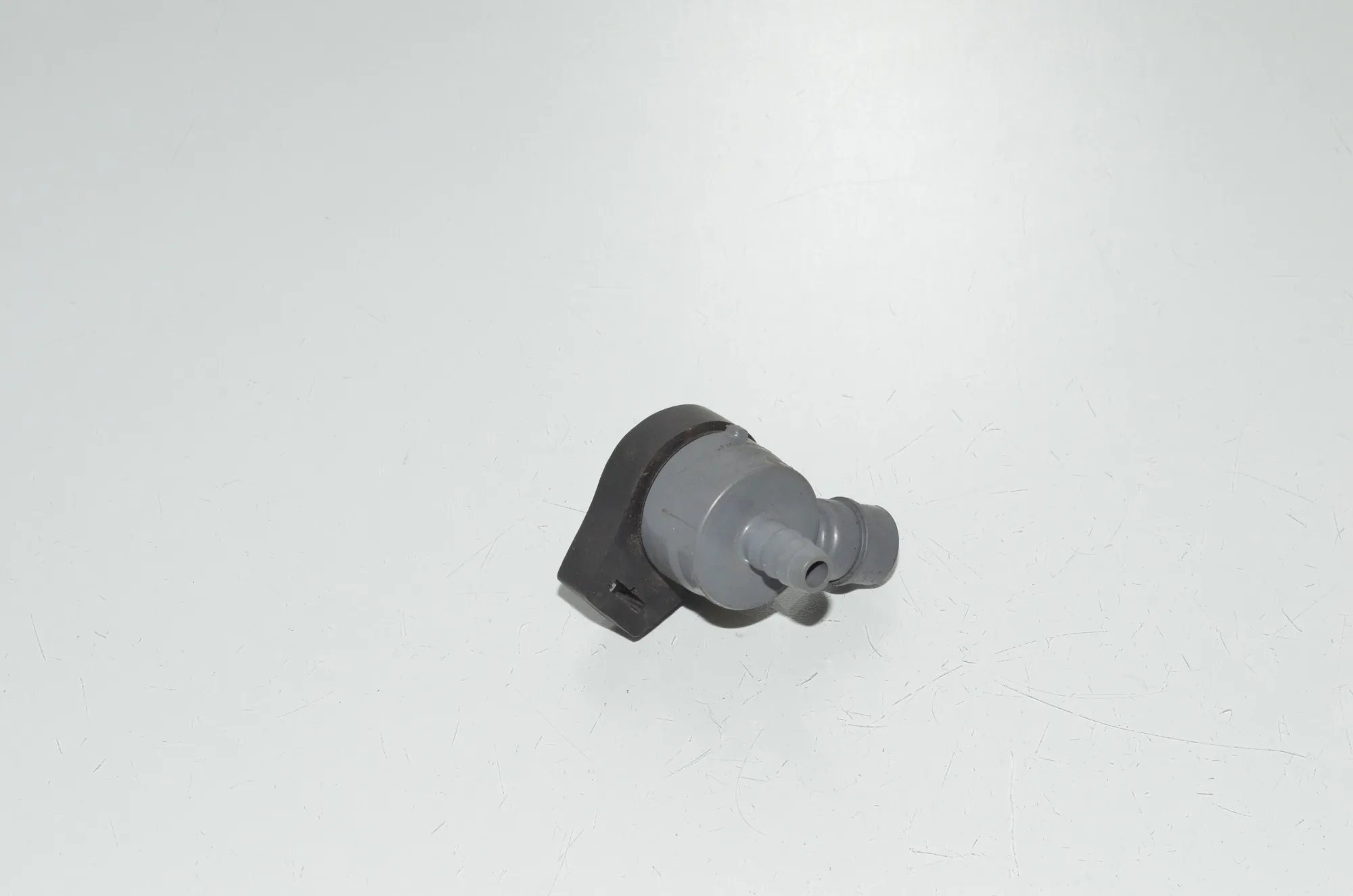 Solenoid Valve – OEM 7636149 · BMW 5 (F10) M5 2015 – 2