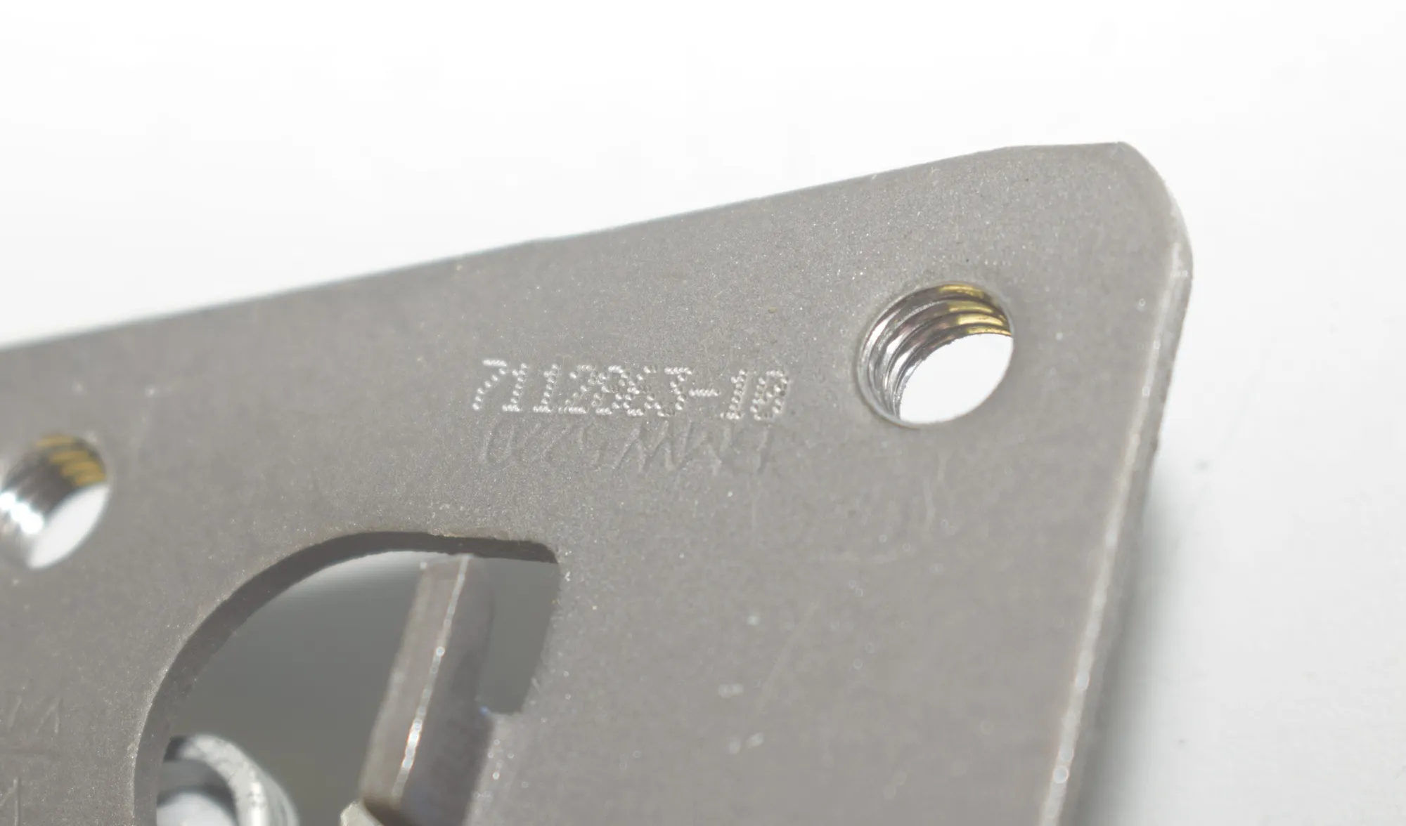 Rear Seat Backrest Lock – OEM 7112863 · BMW 5 (F10) M5 2015 – 4
