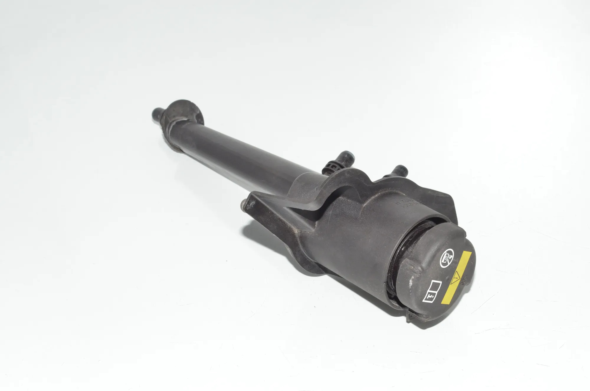 Expansion Tank Cap – OEM 7591692 · BMW 5 (F10) M5 2015 – 2