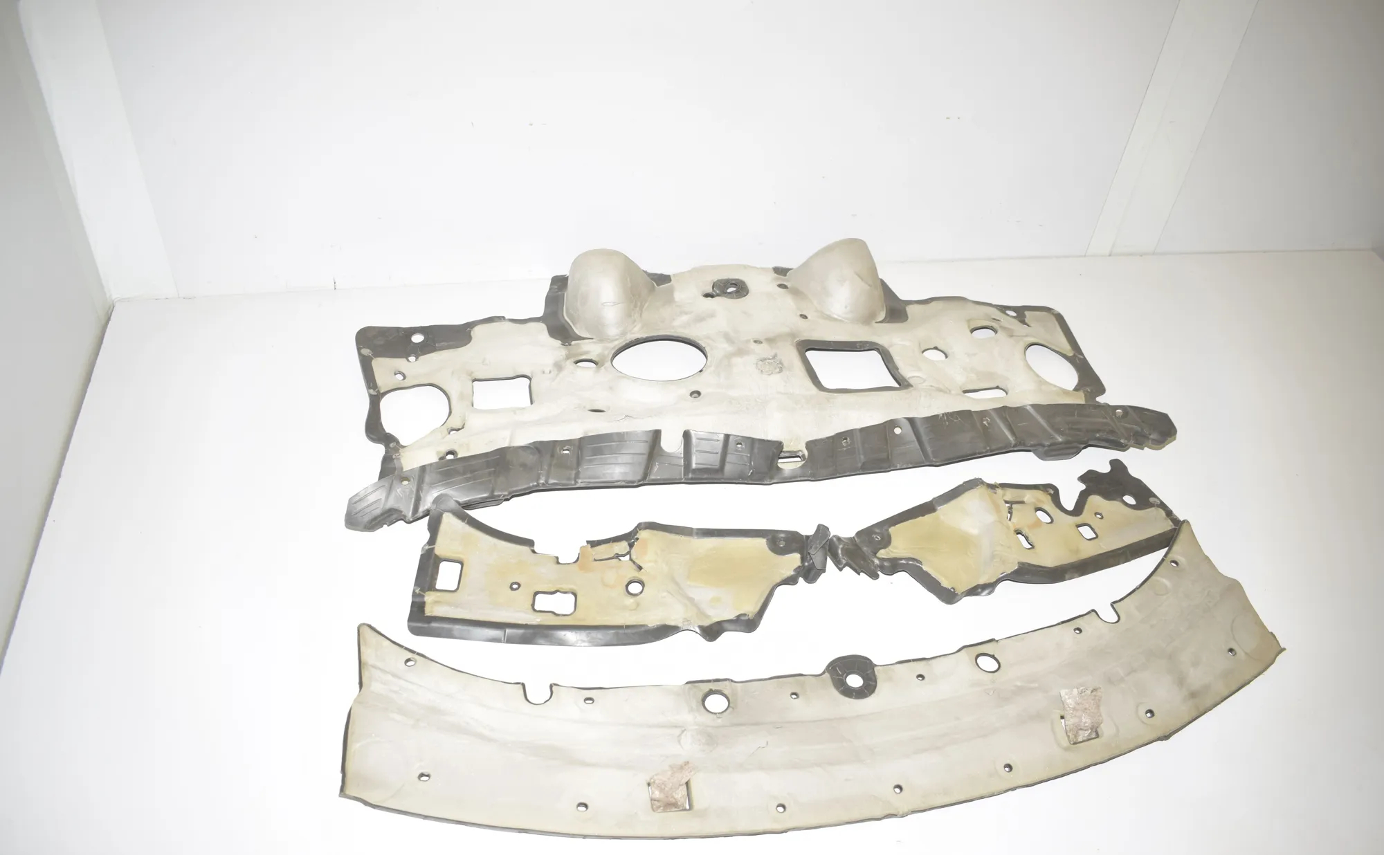 Sound Insulation – OEM 7301561 · BMW 2 Active Tourer (F45) 220 d 2015 – 5