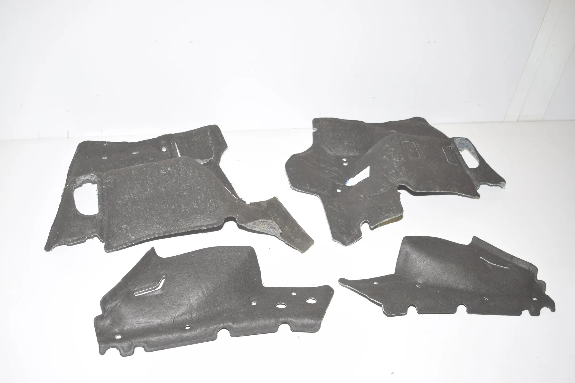 Other Body Parts – OEM 7298929 · BMW 2 Active Tourer (F45) 220 d 2015 – 2