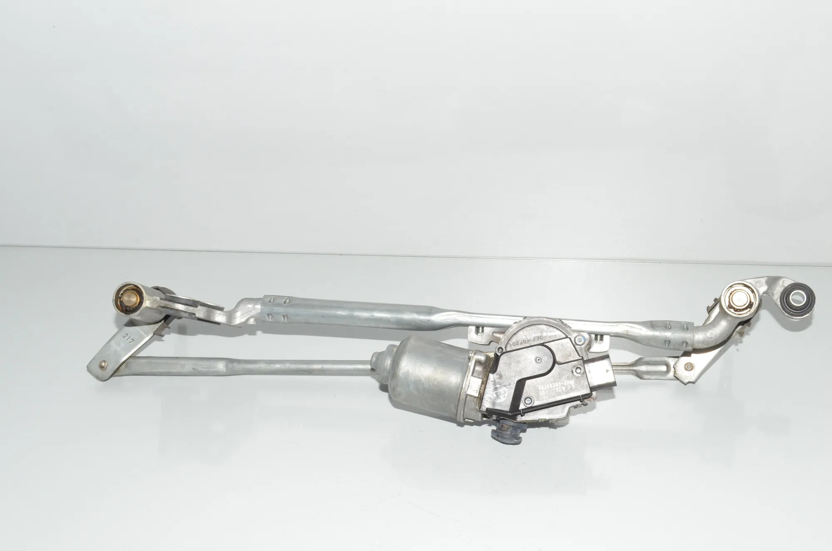 Front Windshield Wiper Mechanism – OEM 7350336 · BMW X6 (F16, F86) M 50 d 2016 – 4