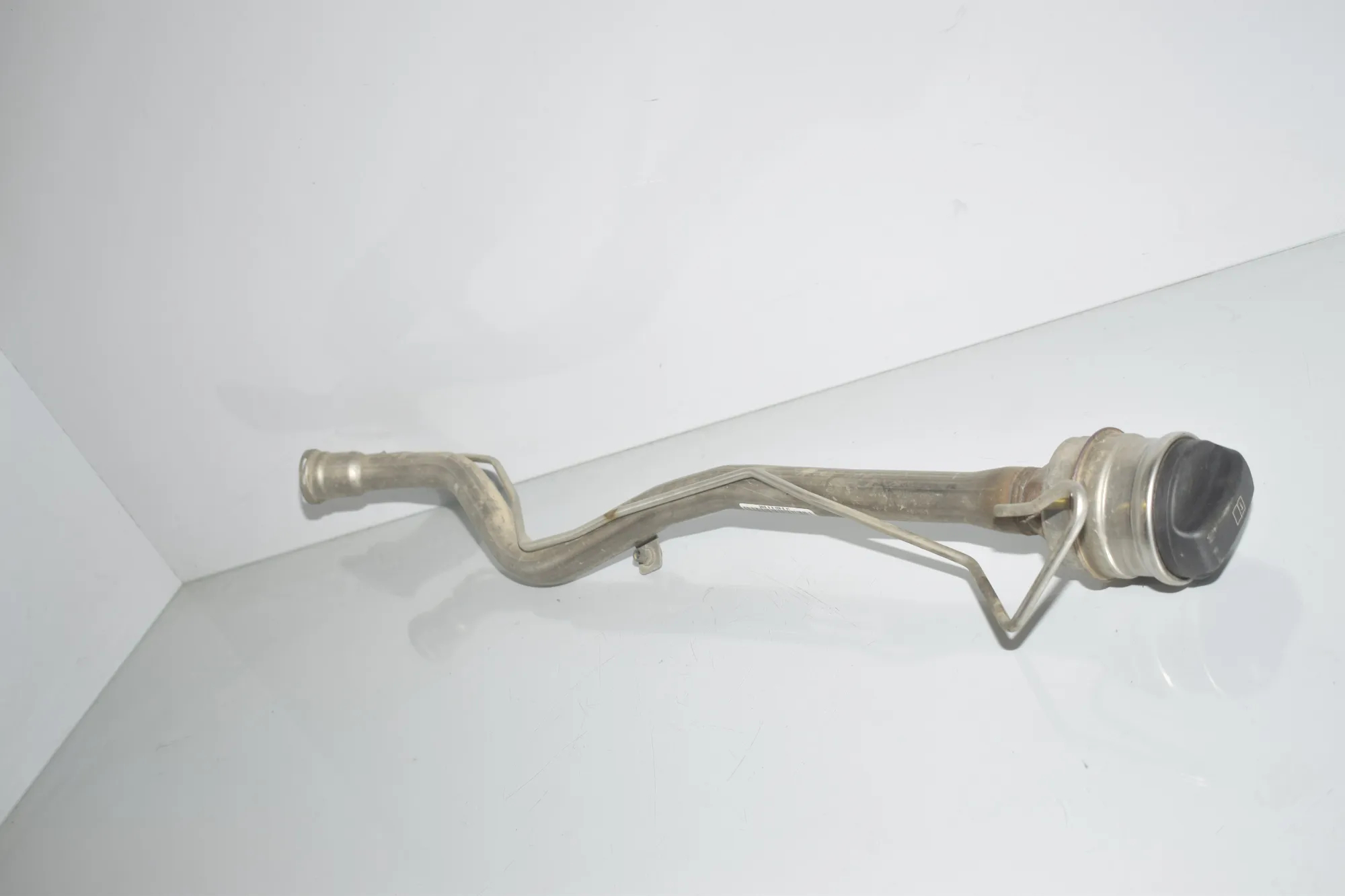 Fuel Tank Pipe – OEM 7303954 · BMW i3 (I01) BMW i3 (I01) Hybrid 2020 – 5