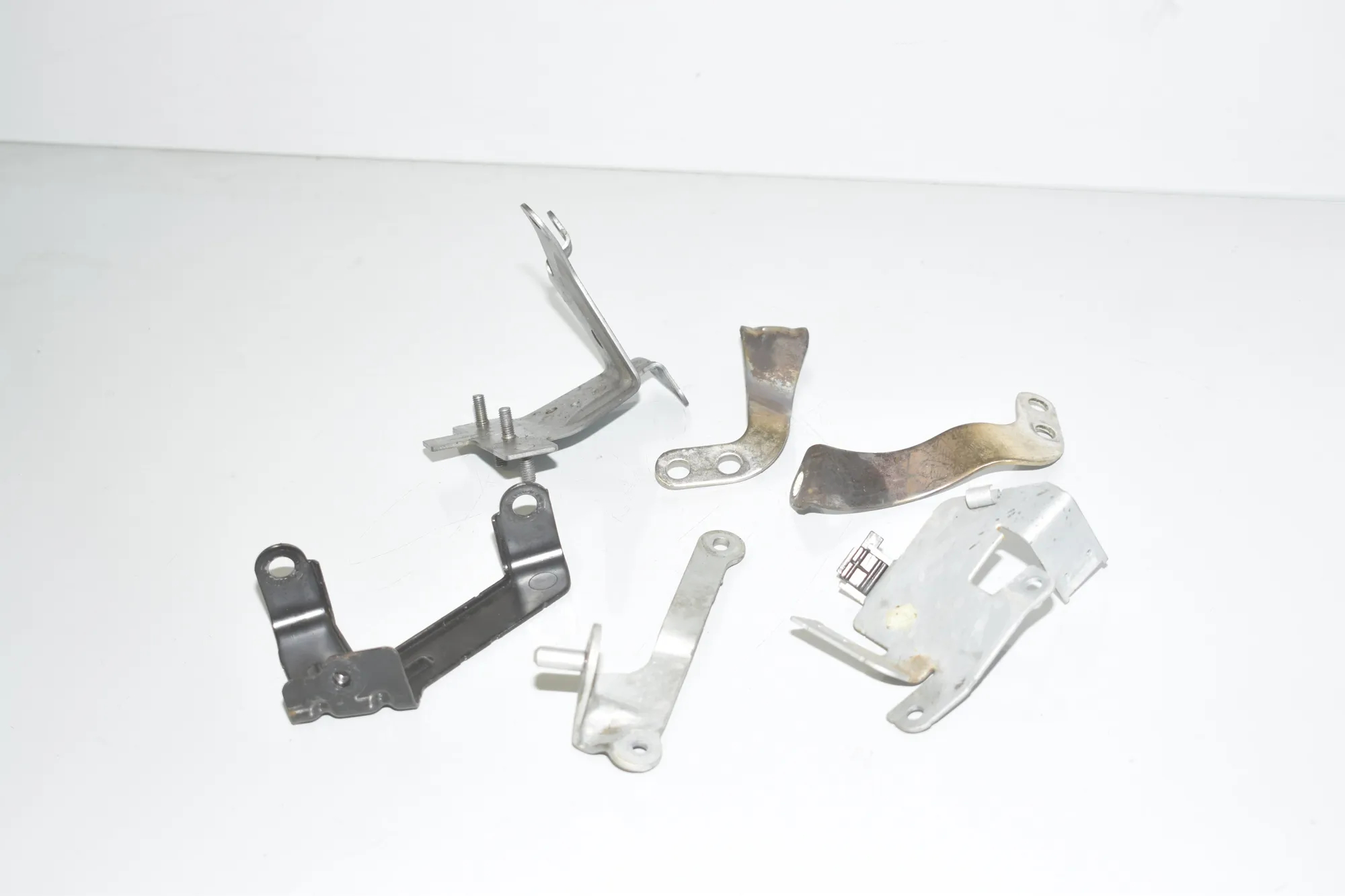 Bracket – OEM 7575460 · BMW 5 (F10) M5 2015 – 3