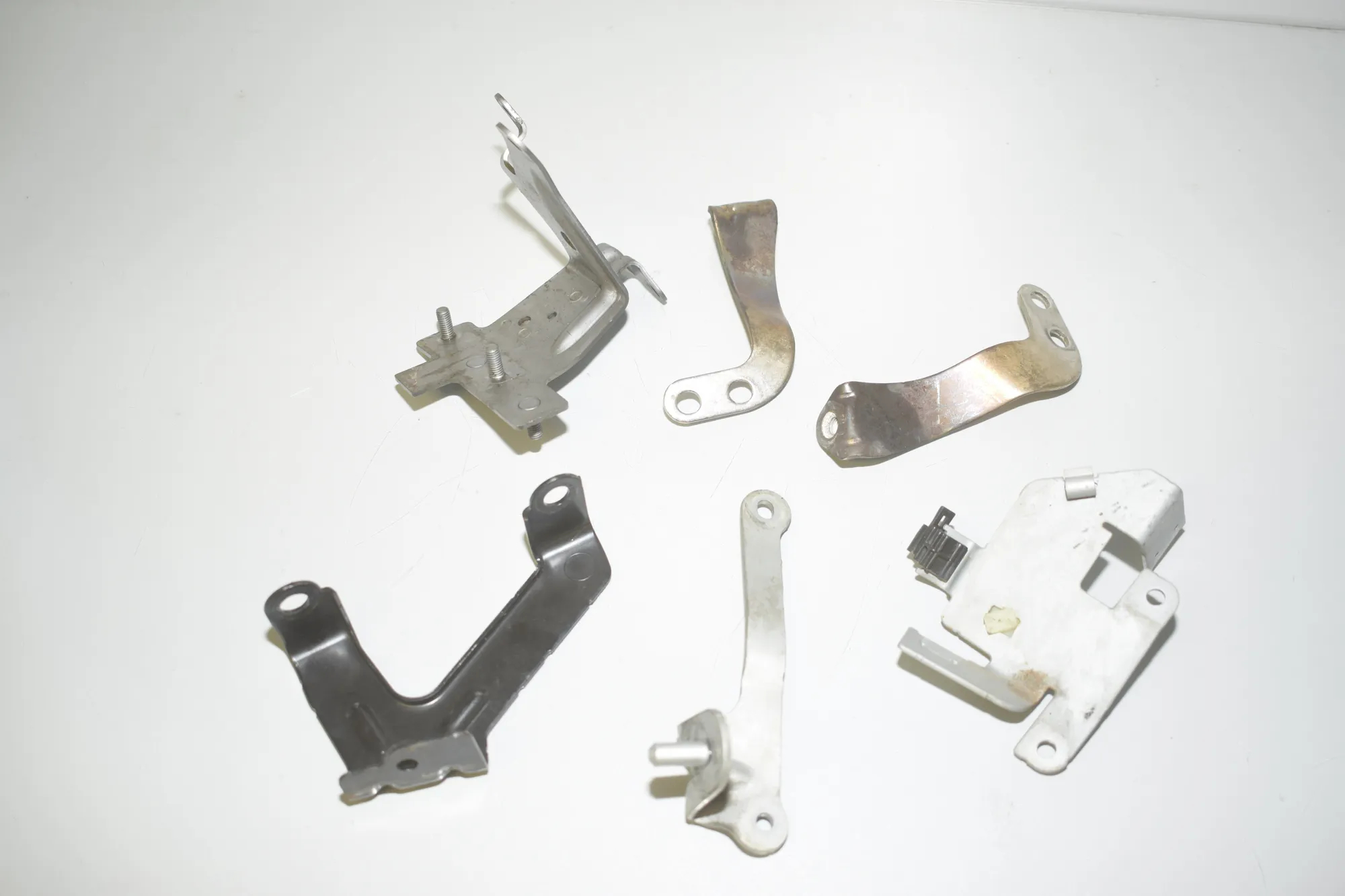 Bracket – OEM 7575460 · BMW 5 (F10) M5 2015 – 4