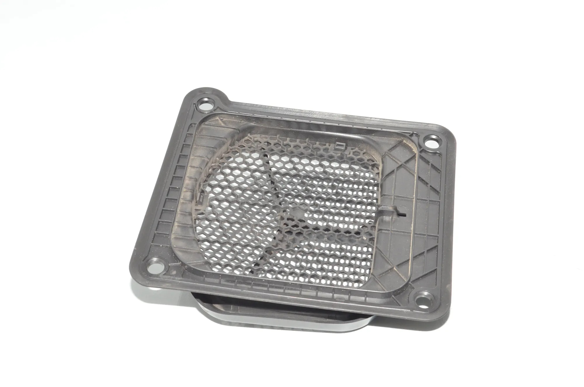 Cabin Air Intake Grille – OEM 9302950 · BMW 2 Active Tourer (F45) 220 d 2015 – 2