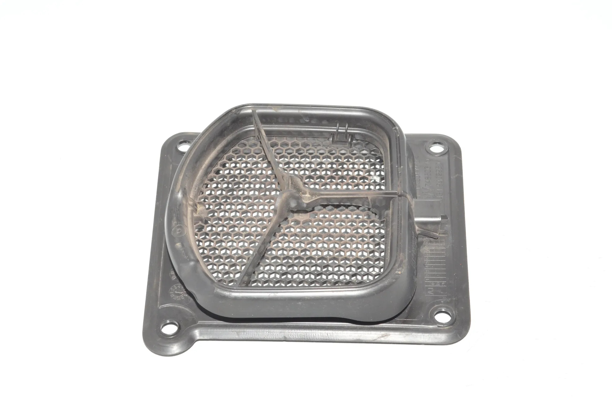 Cabin Air Intake Grille – OEM 9302950 · BMW 2 Active Tourer (F45) 220 d 2015 – 4