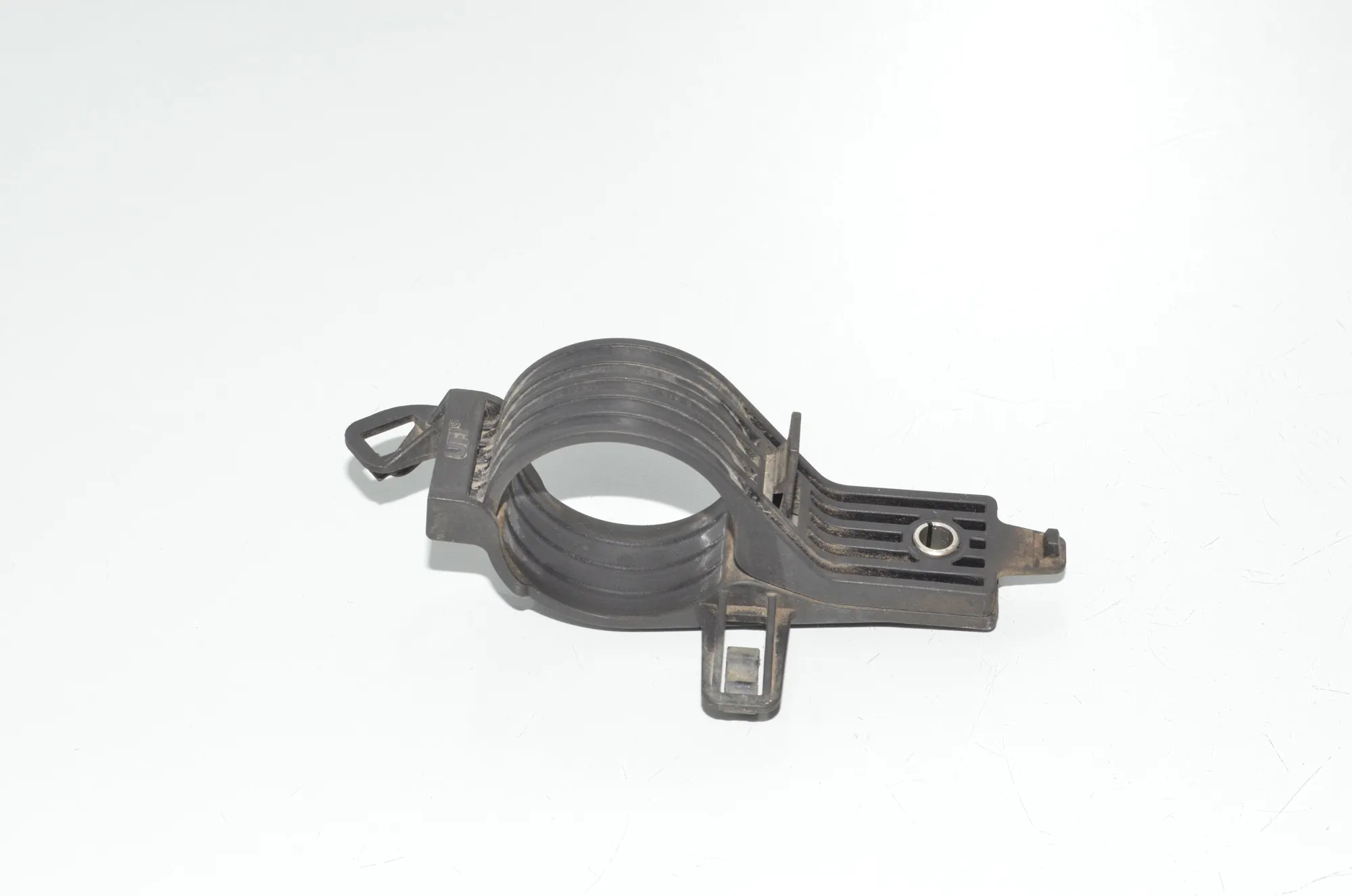Bracket – OEM 8515910 · BMW 2 Active Tourer (F45) 220 d 2015 – 2