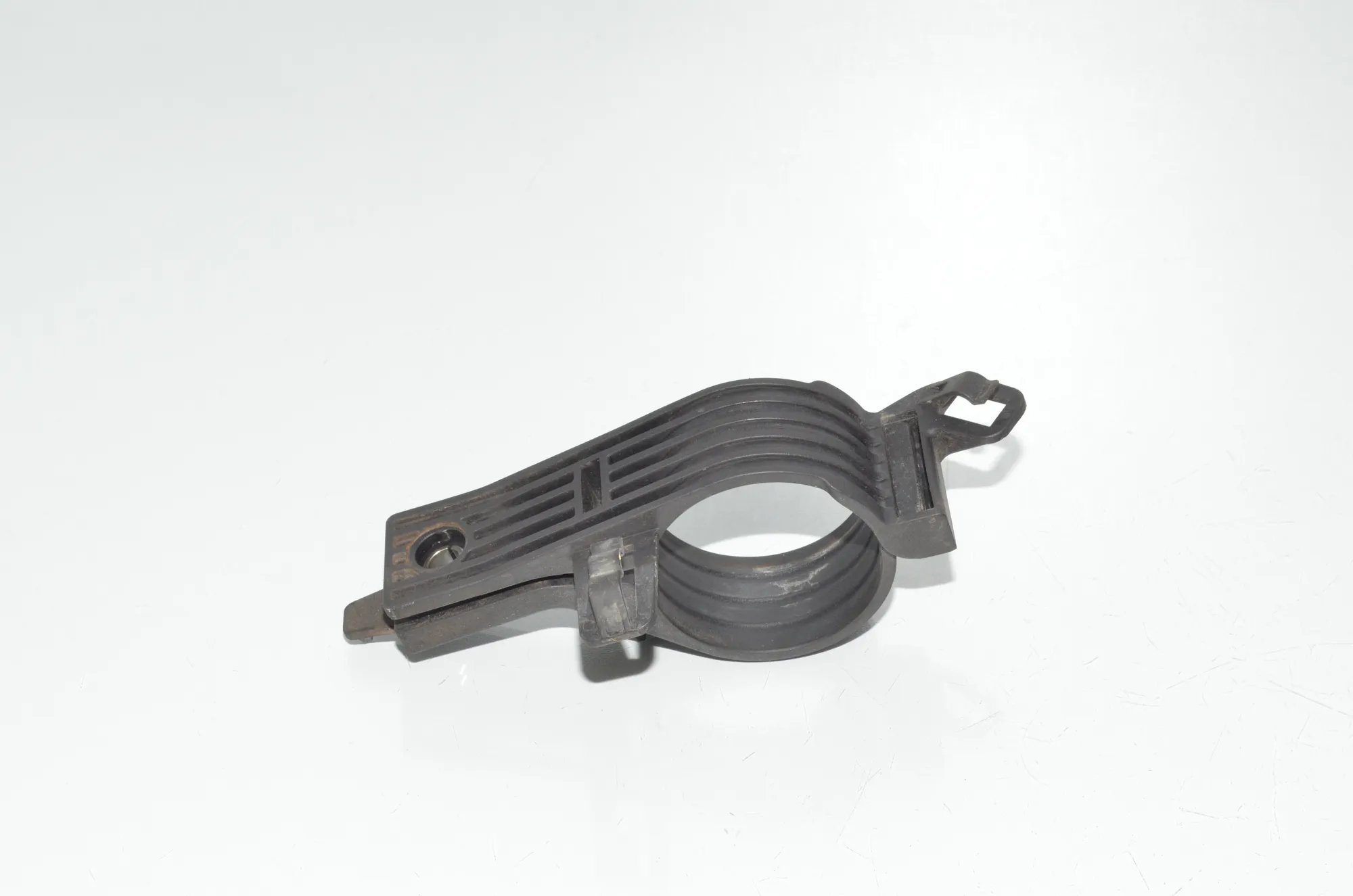 Bracket – OEM 8515910 · BMW 2 Active Tourer (F45) 220 d 2015 – 3