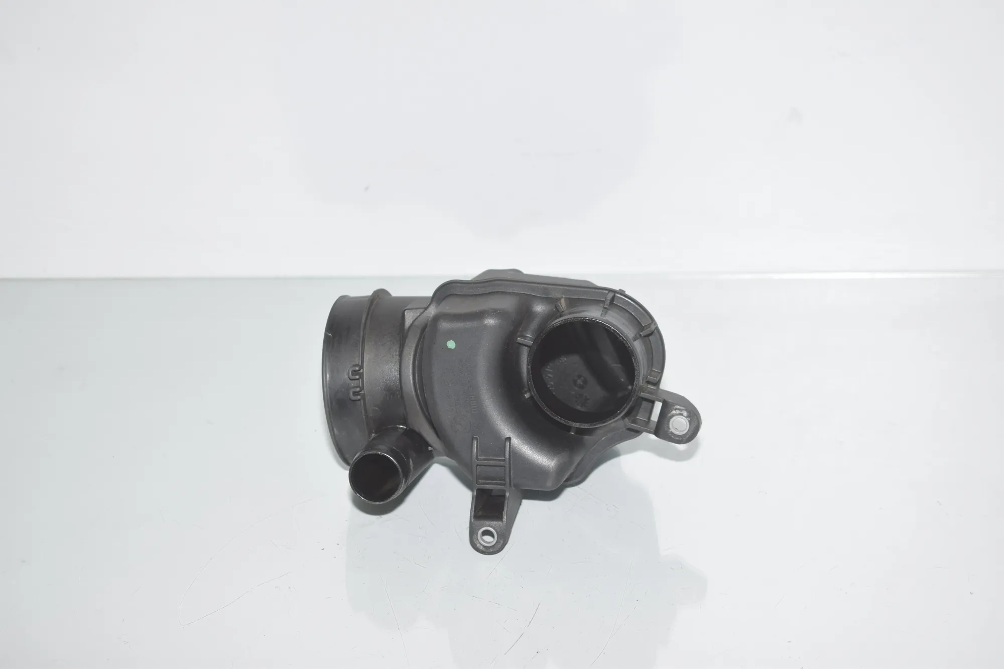 Air Intake Hose Pipe – OEM 7843277 · BMW 5 (F10) M5 2015